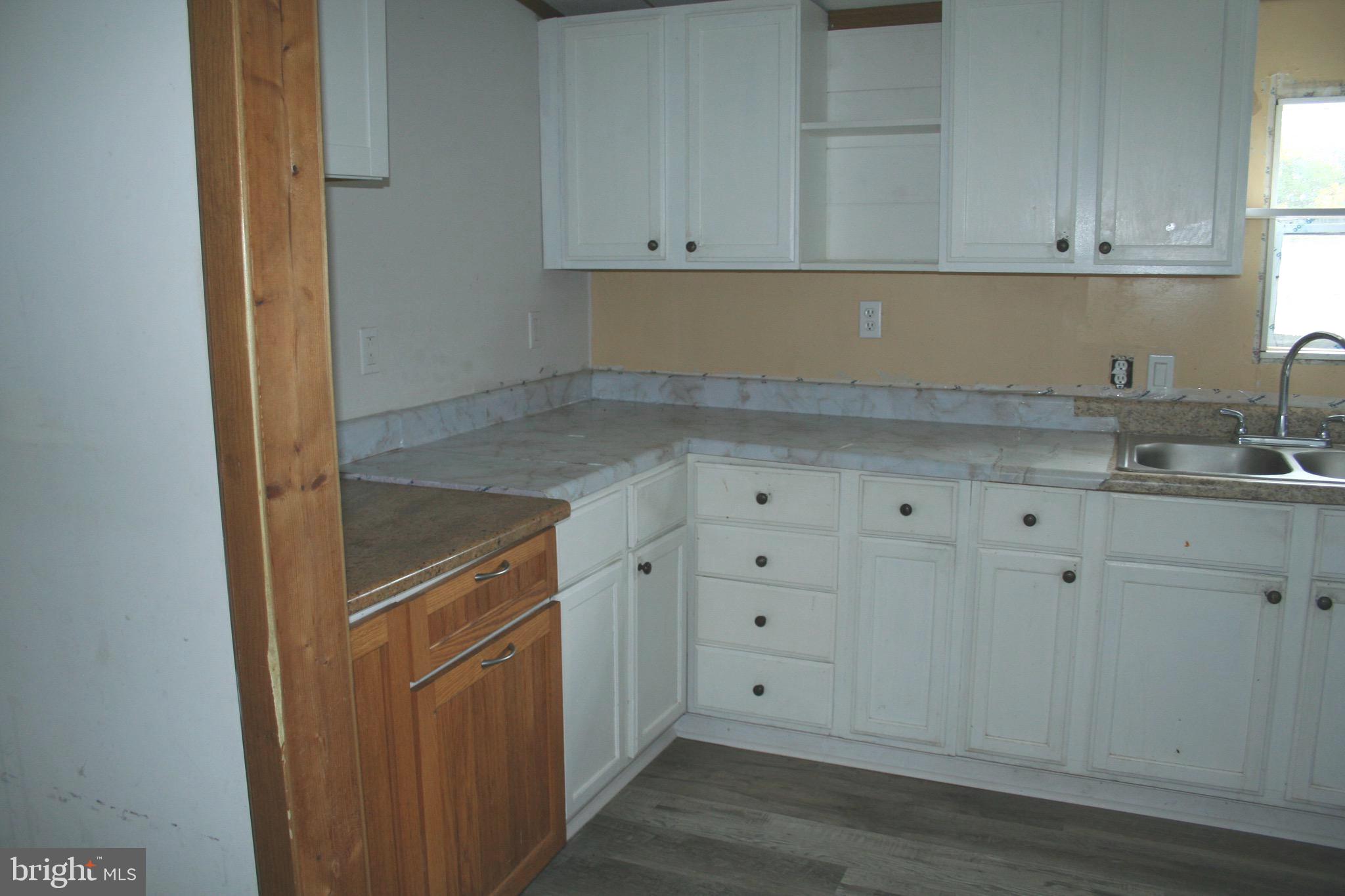 WESTSIDE MHP - Residential
