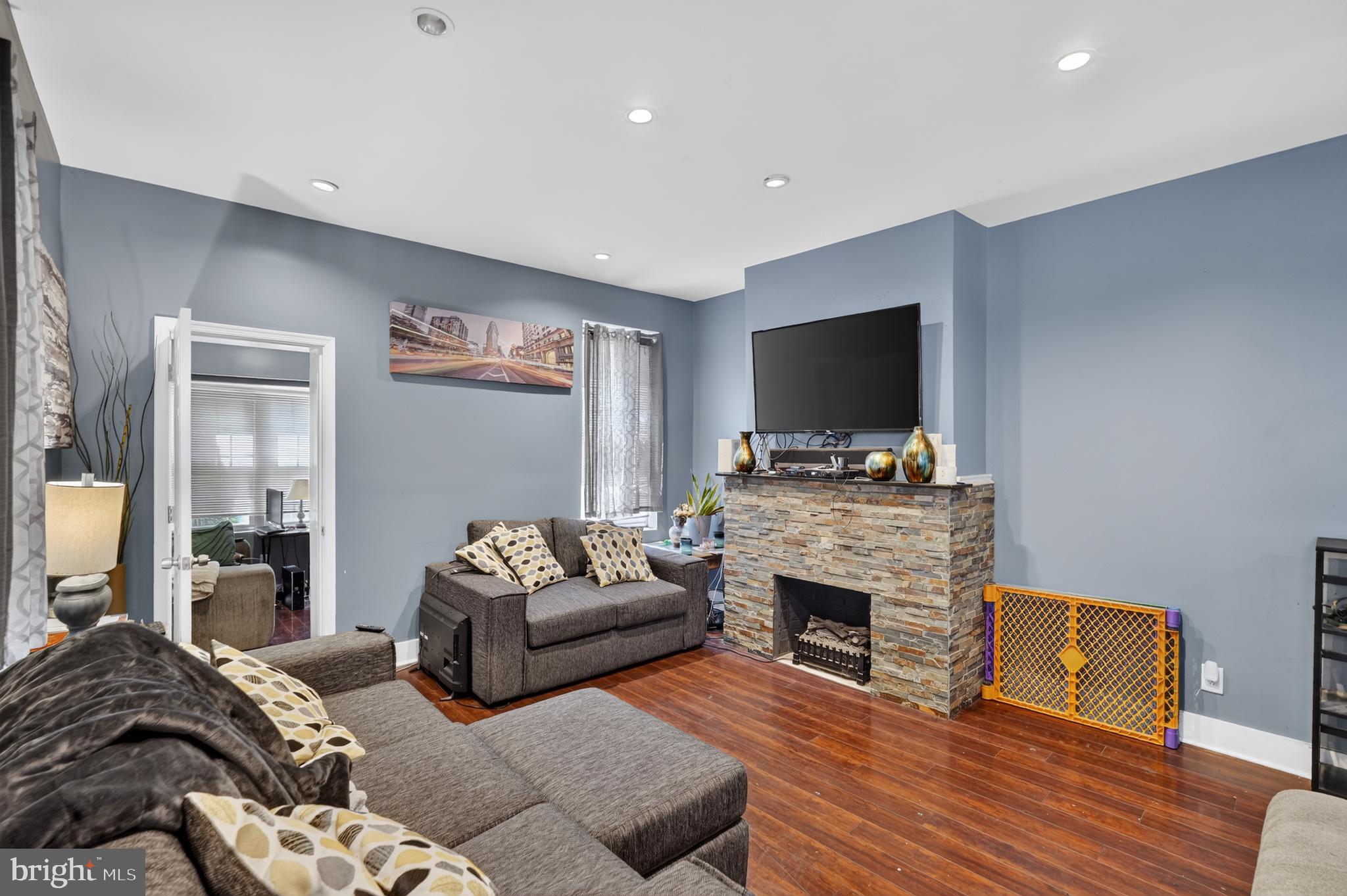 LANSDOWNE - Residential