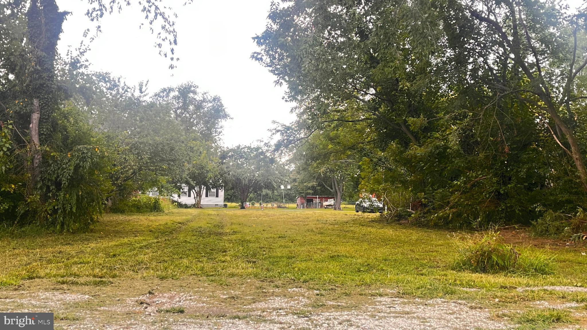 406 Charles Street is available for a new home. 
10,890 SF
60' road frontage, 180' deepth
Permitting for construction along with tie in to city water and sewer has been green lighted by the City.