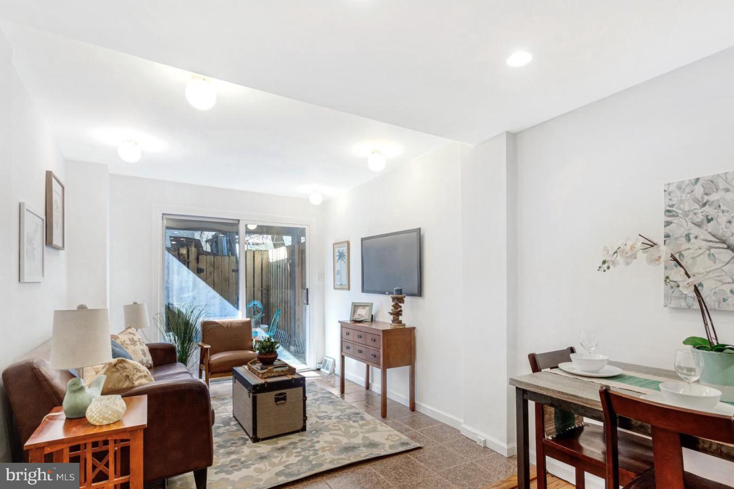 BELLA VISTA - Residential