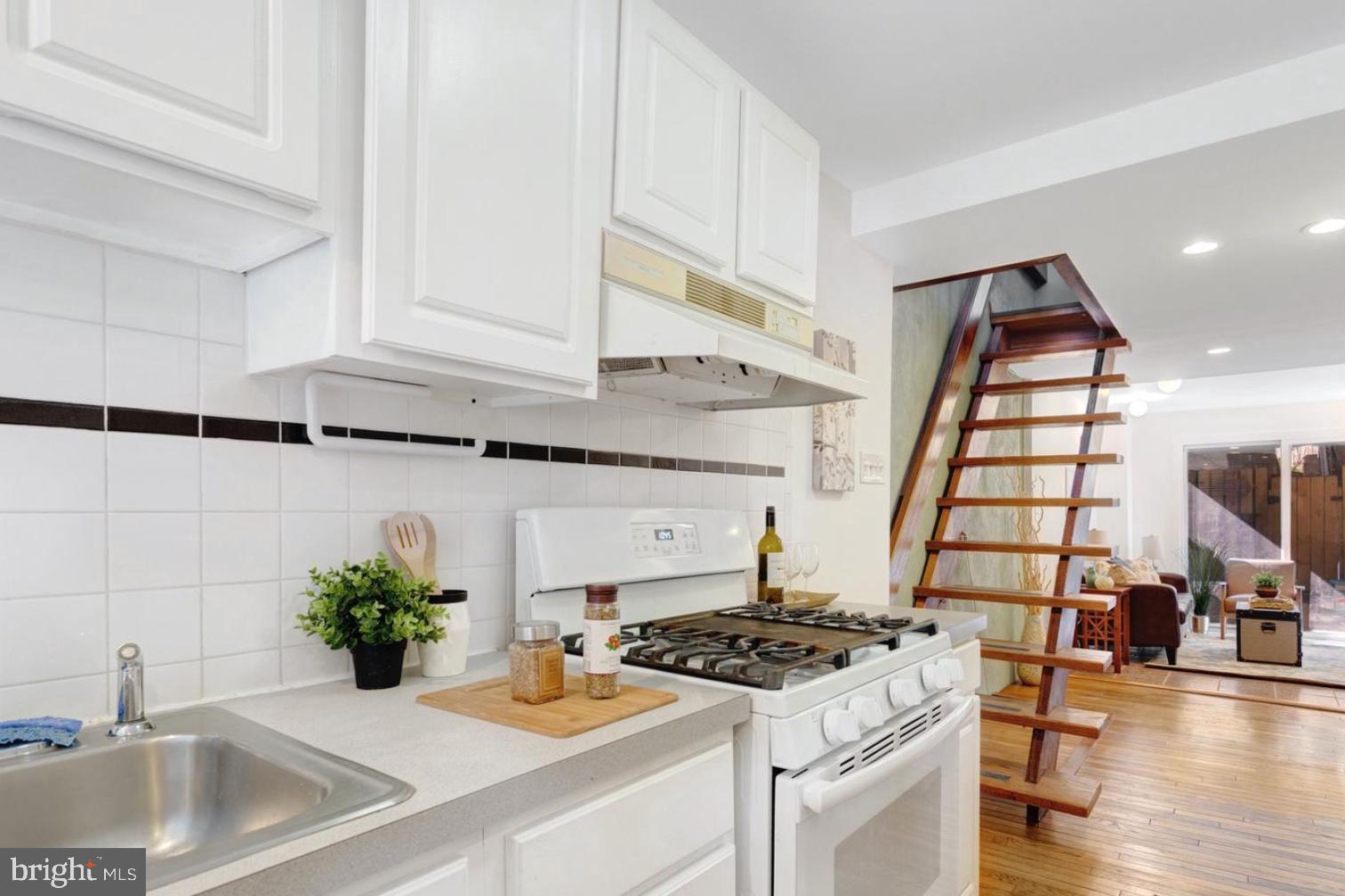 BELLA VISTA - Residential