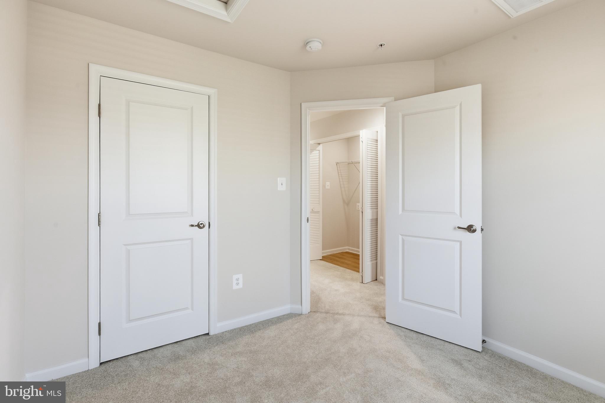 ANCHOR POINT - Residential
