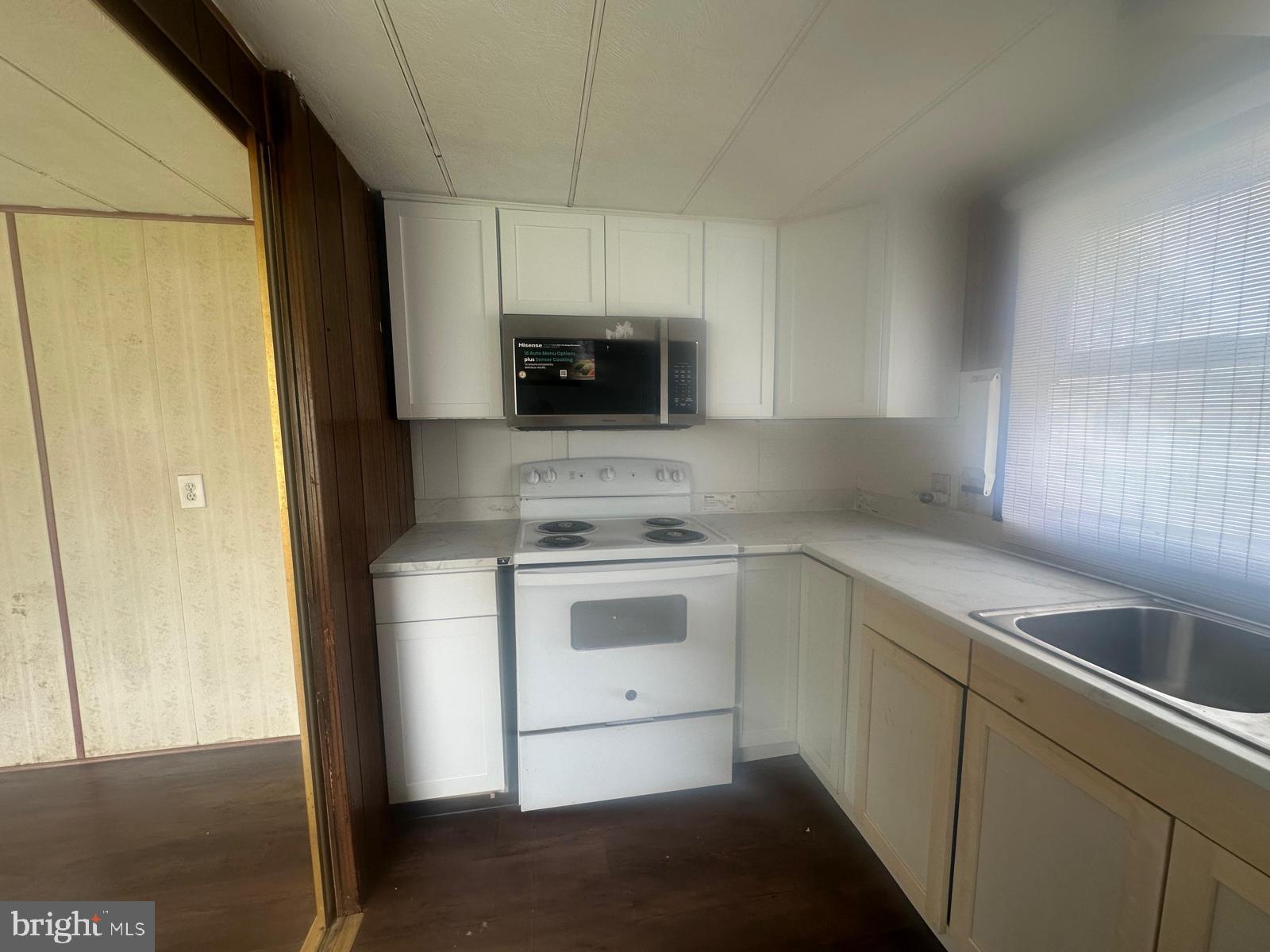 PINE MANOR MHP - Residential