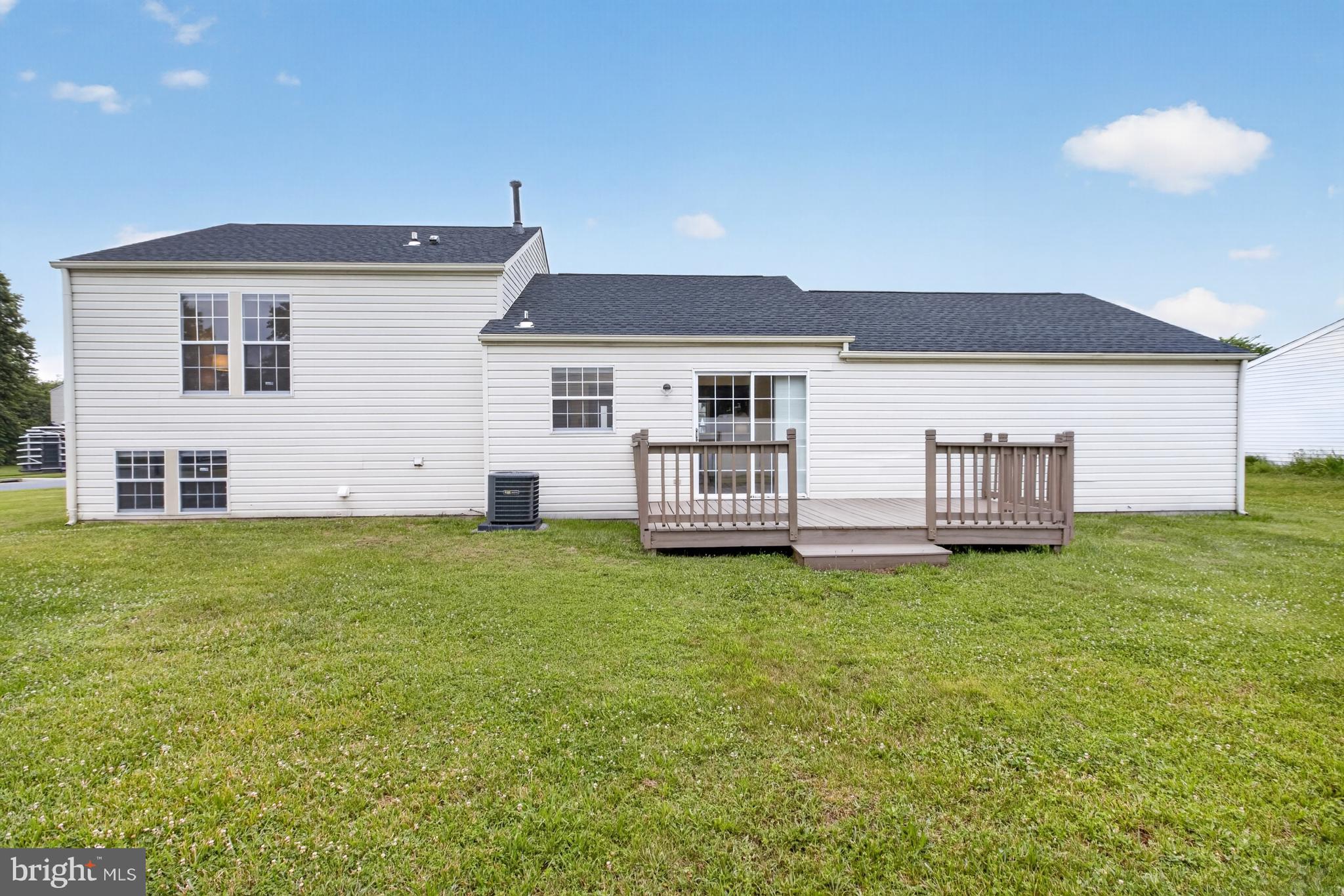 SPRINGFIELDS - Residential