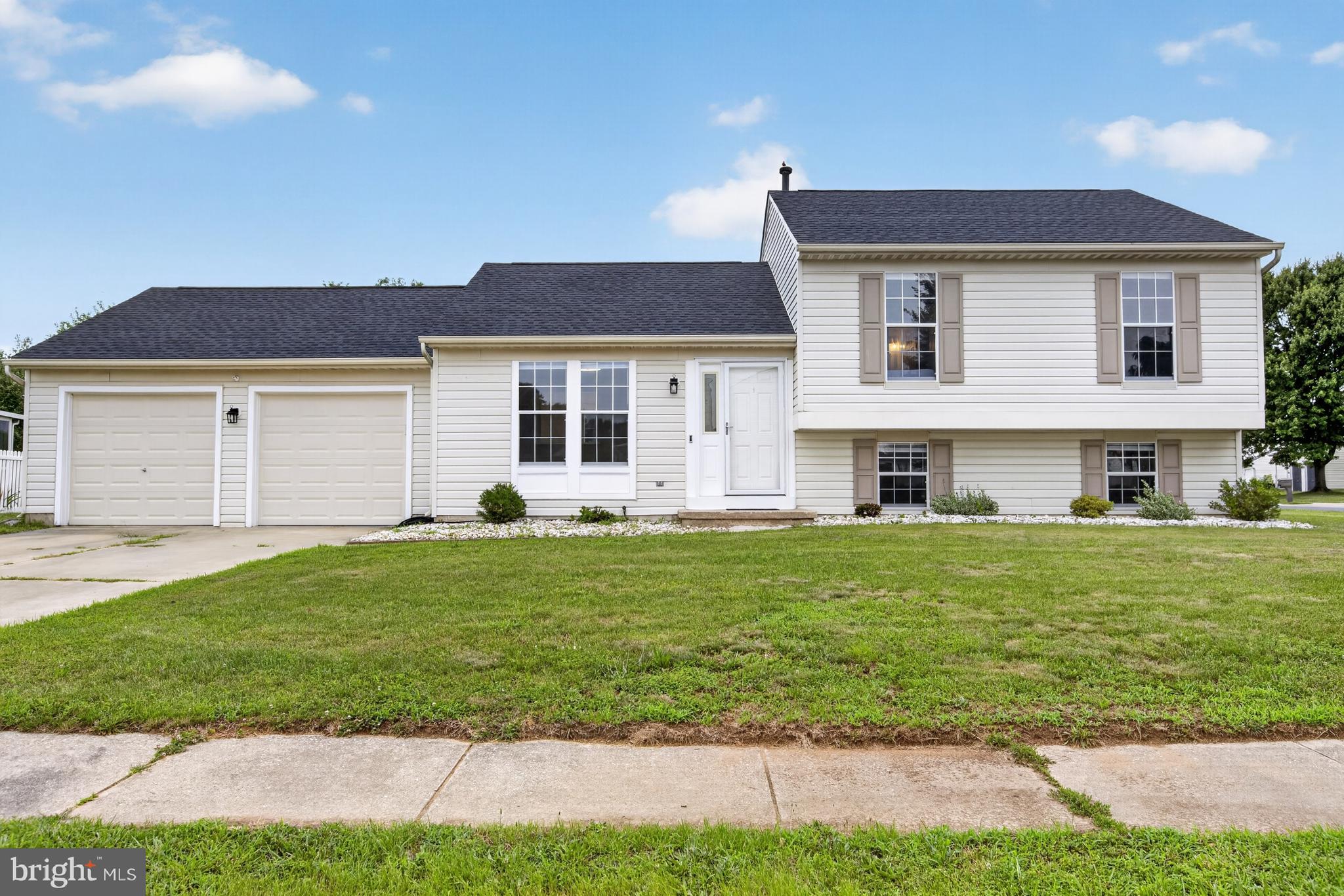 Welcome to 112 Ermine Drive in the highly desirable Springfields community! Situated on a spacious corner lot, this impeccably maintained split-level home has been lovingly cared for and offers a wonderful combination of comfort, functionality, and thoughtful updates throughout. The main level features a bright and inviting living room along with a beautifully updated eat-in kitchen, creating the perfect space for everyday living and entertaining. Upstairs, you’ll find three bedrooms and a fully renovated full bathroom. The lower level offers a versatile family room that can easily serve as a home office, playroom, or potential fourth bedroom, along with a convenient renovated powder room and laundry area. 
 
Step through the sliding glass doors off the kitchen onto the rear deck overlooking the large back and side yard, ideal for relaxing, entertaining, or enjoying outdoor activities. Storage is abundant with an oversized two-car garage, plus a clean, easily accessible crawl space from the lower level, offering plenty of room for seasonal items, decorations, tools, and more. Numerous updates have already been completed, offering peace of mind for the next owner, including: roof (2021), HVAC/air conditioning (2022), heater (2019), kitchen renovation (2023), stove and refrigerator (2022), dishwasher (2021), full bathroom renovation (2024), and water heater (2018). 
 
Don’t miss the opportunity to own this move-in ready home in one of New Castle’s most sought-after neighborhoods! For more information or to schedule a private showing, contact listing agent Kat Matic at 3027662574.