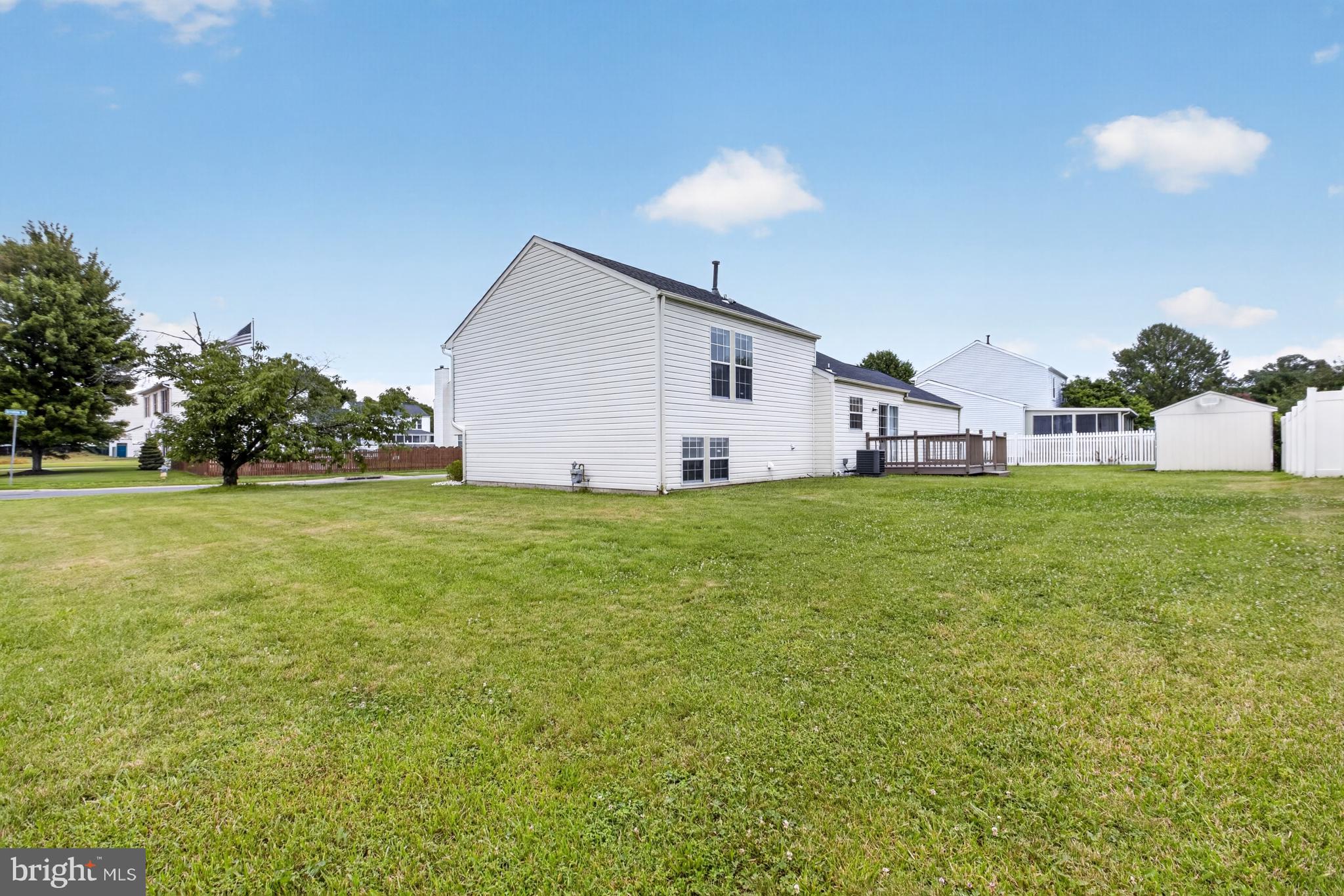 SPRINGFIELDS - Residential
