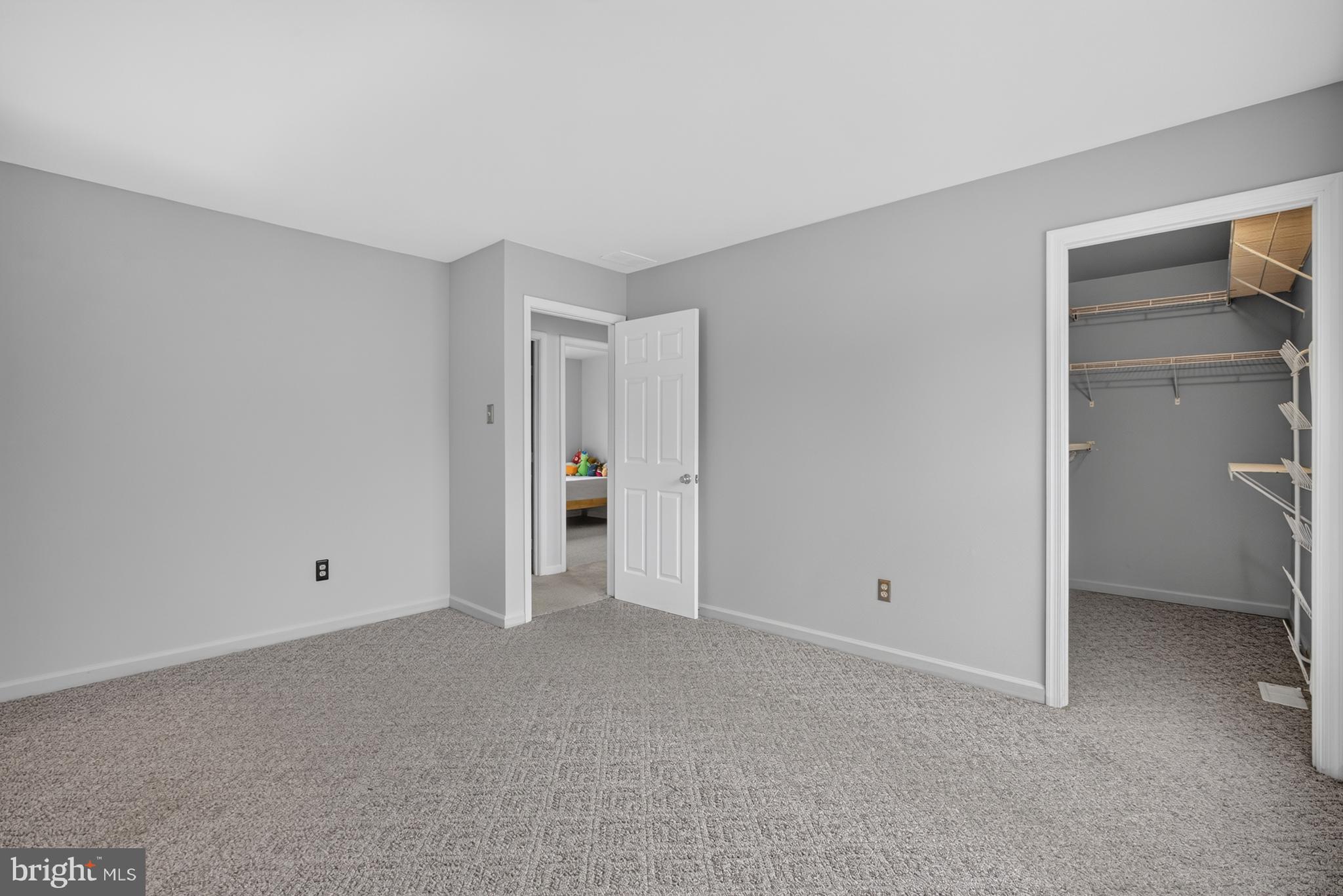 SPRINGFIELDS - Residential