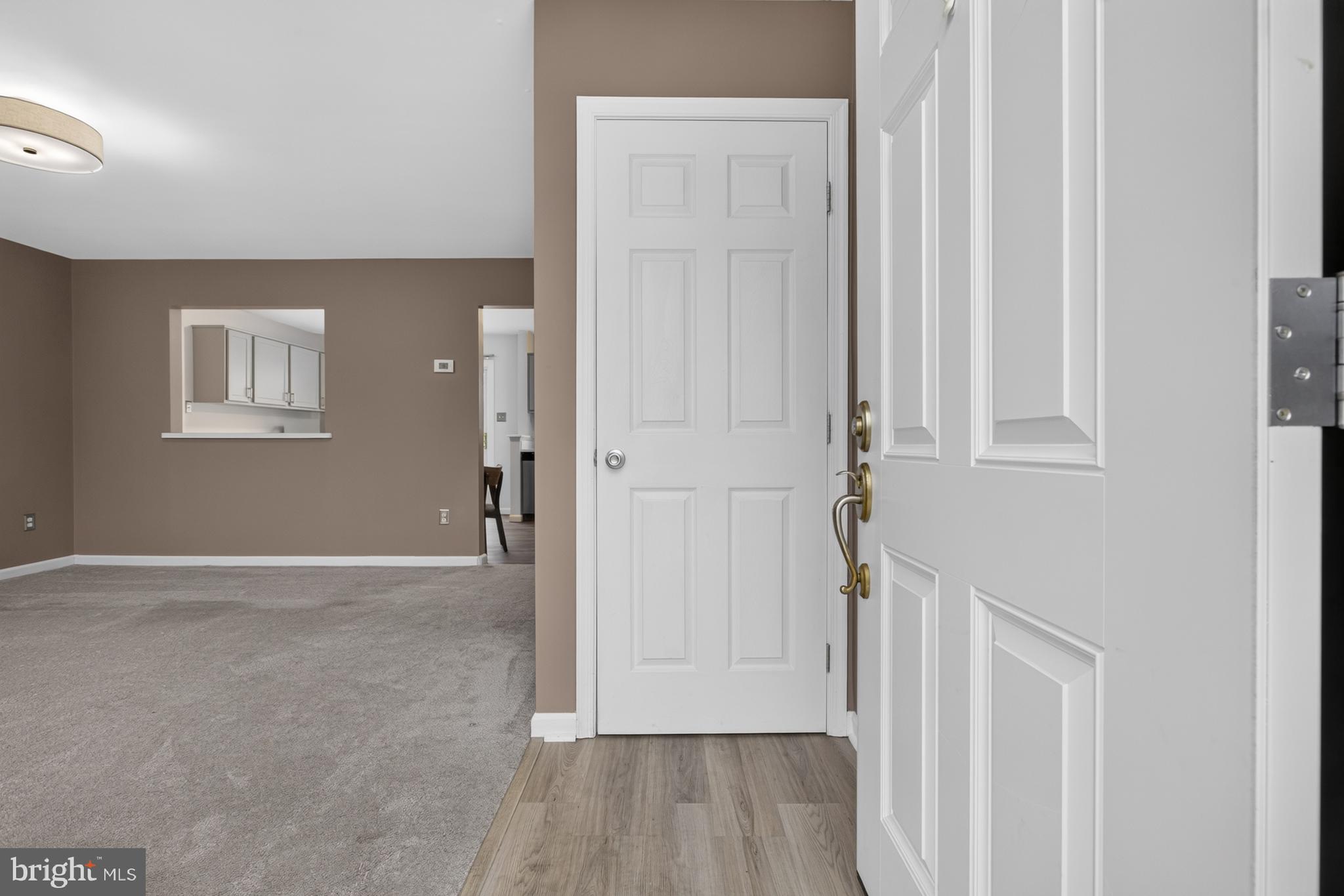 SPRINGFIELDS - Residential