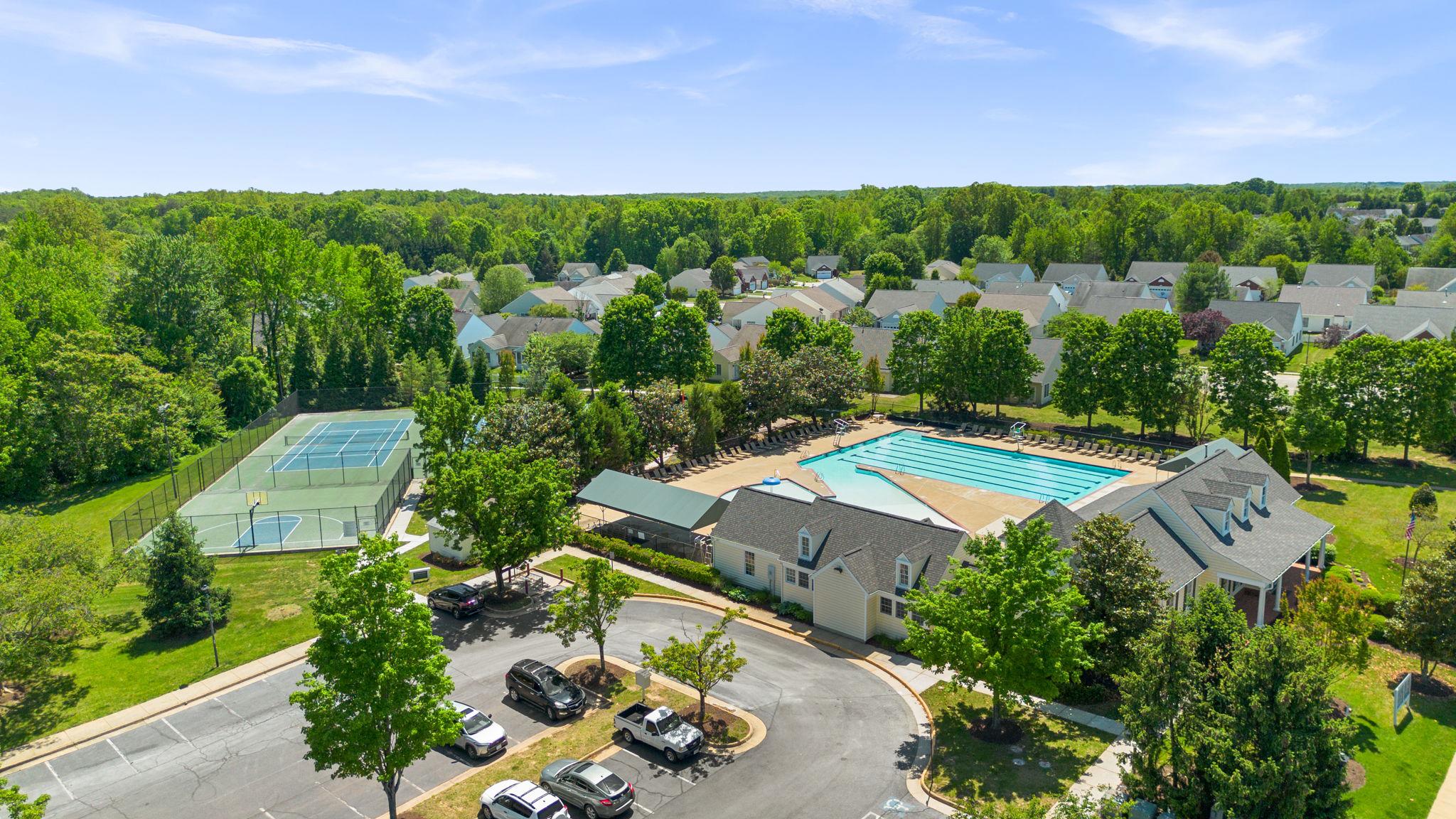 SALEM FIELDS - Residential