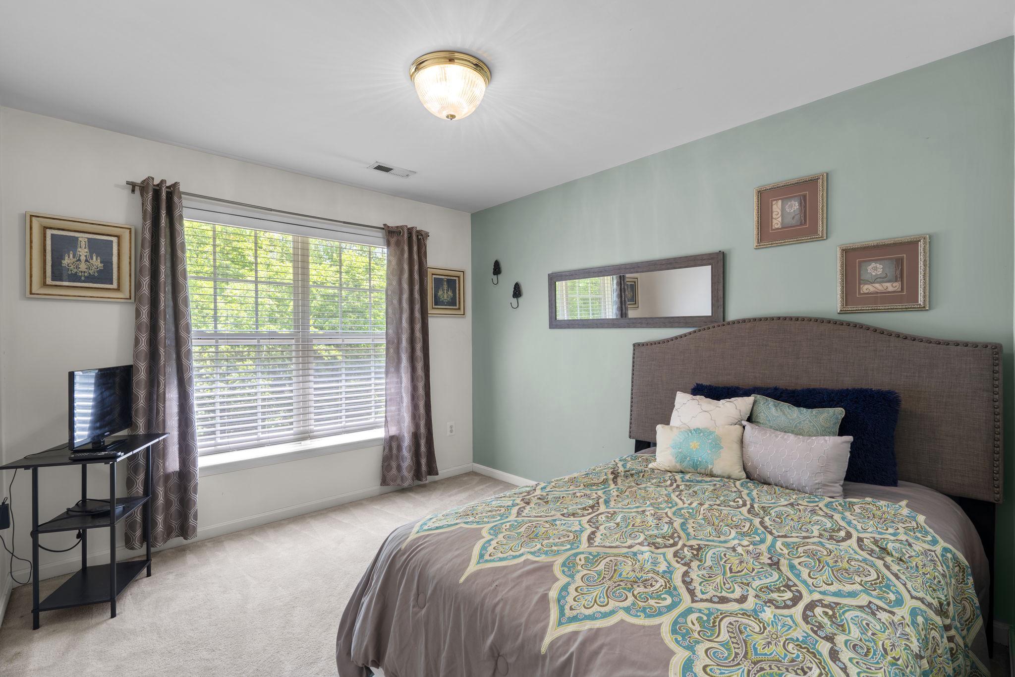 SALEM FIELDS - Residential