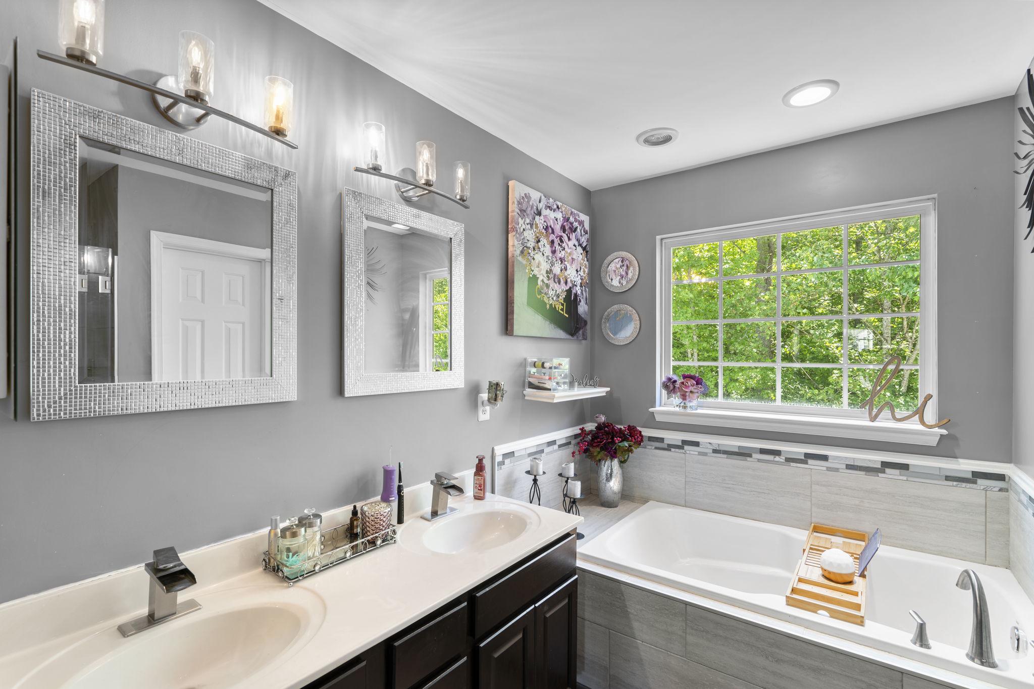 SALEM FIELDS - Residential