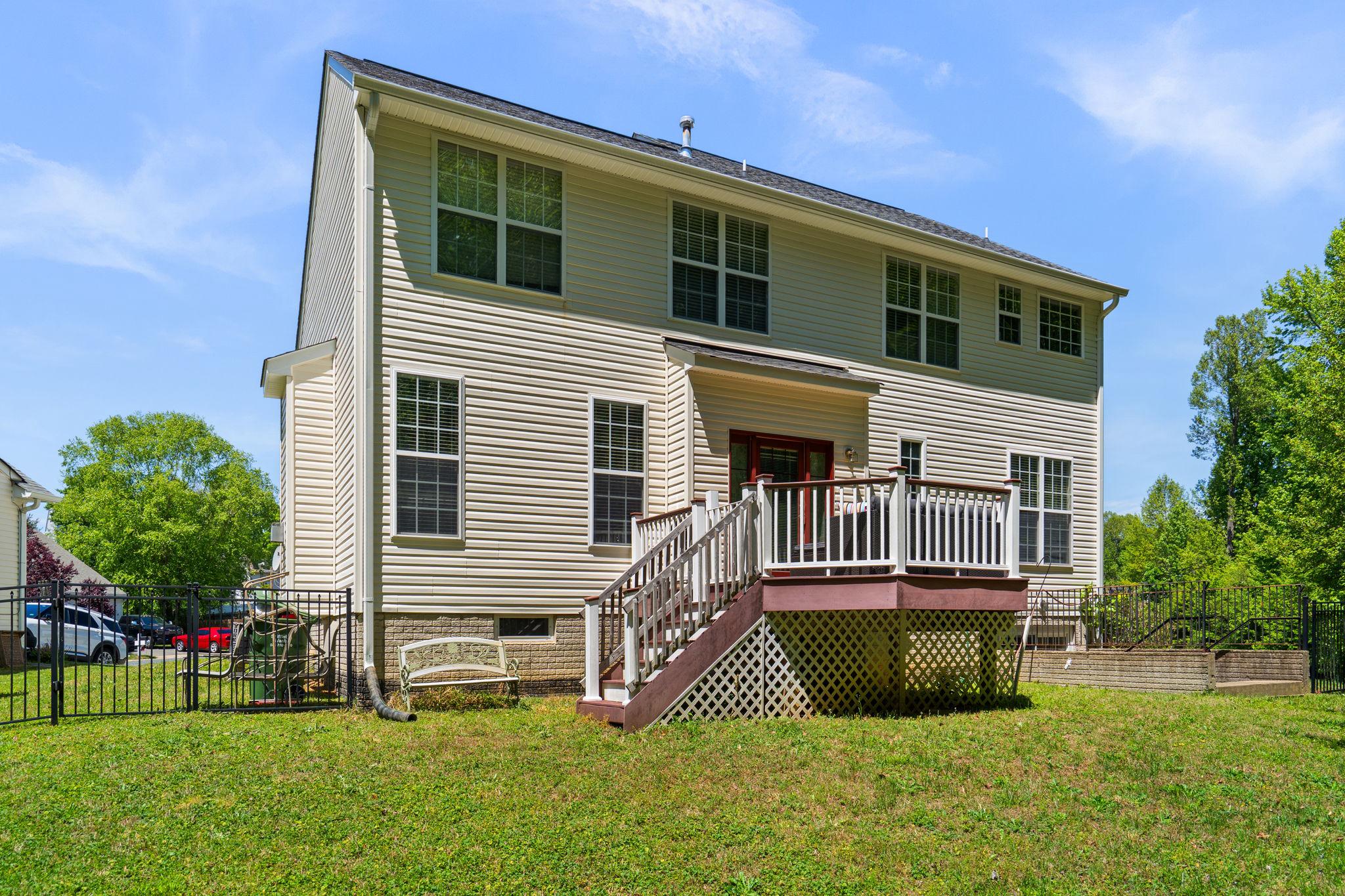 SALEM FIELDS - Residential
