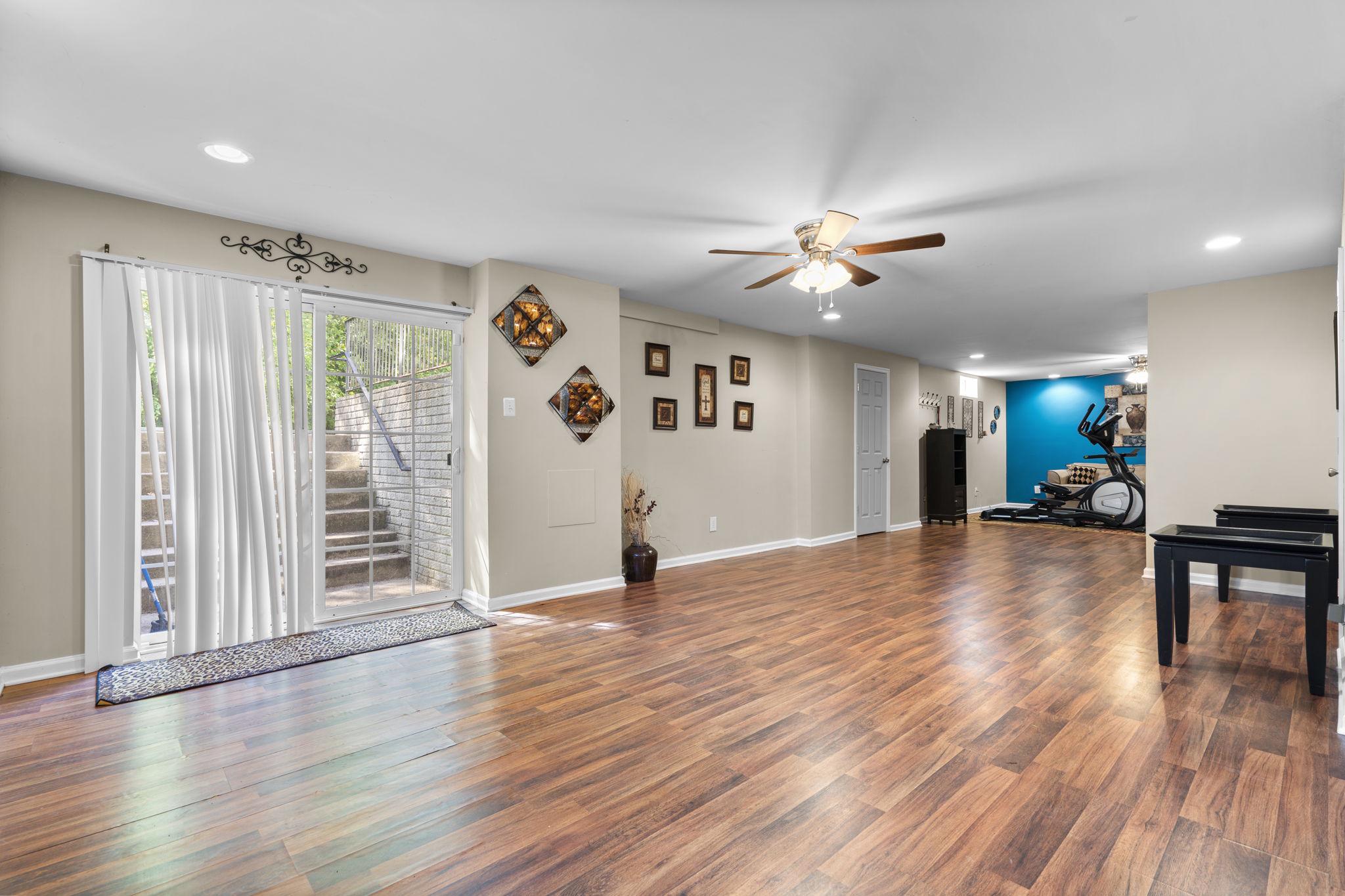 SALEM FIELDS - Residential