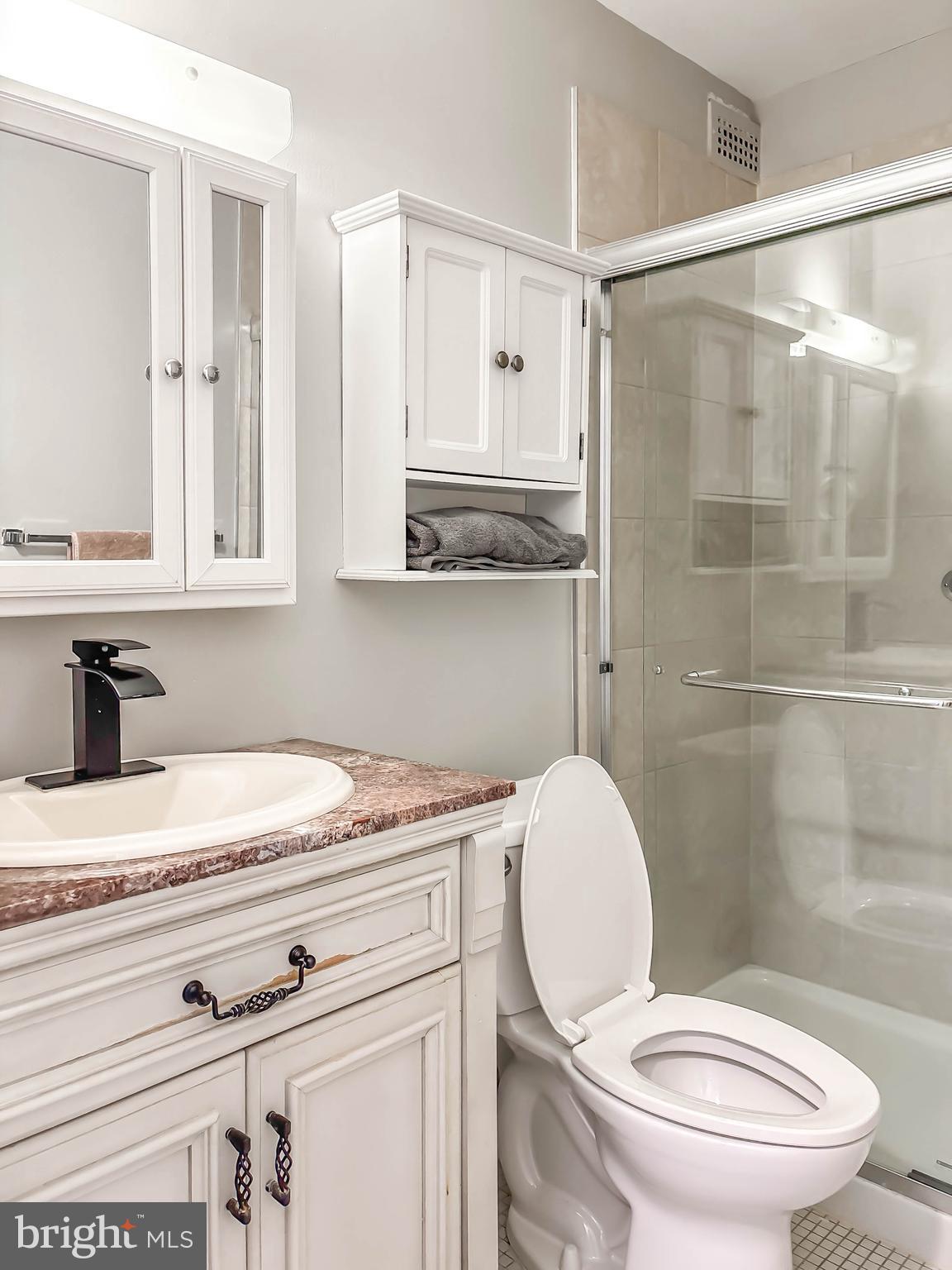 PIKESVILLE - Residential