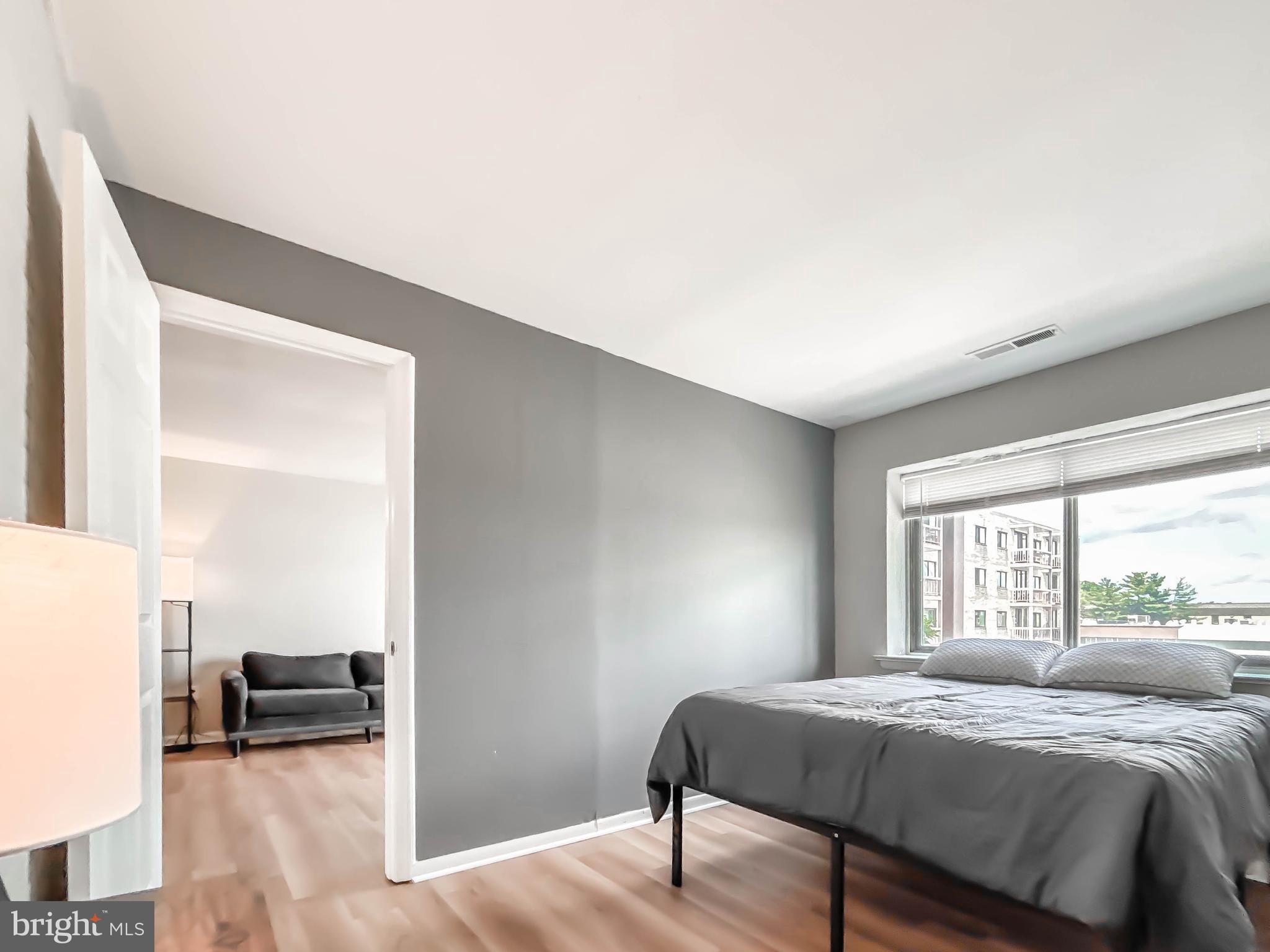 PIKESVILLE - Residential