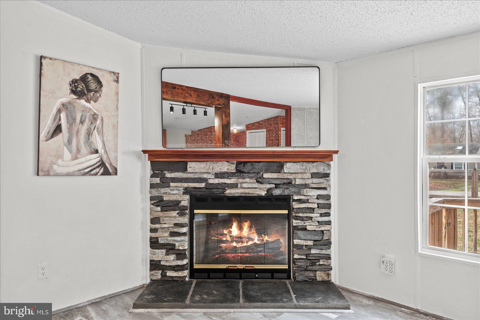 CAROLINE PINES - Residential