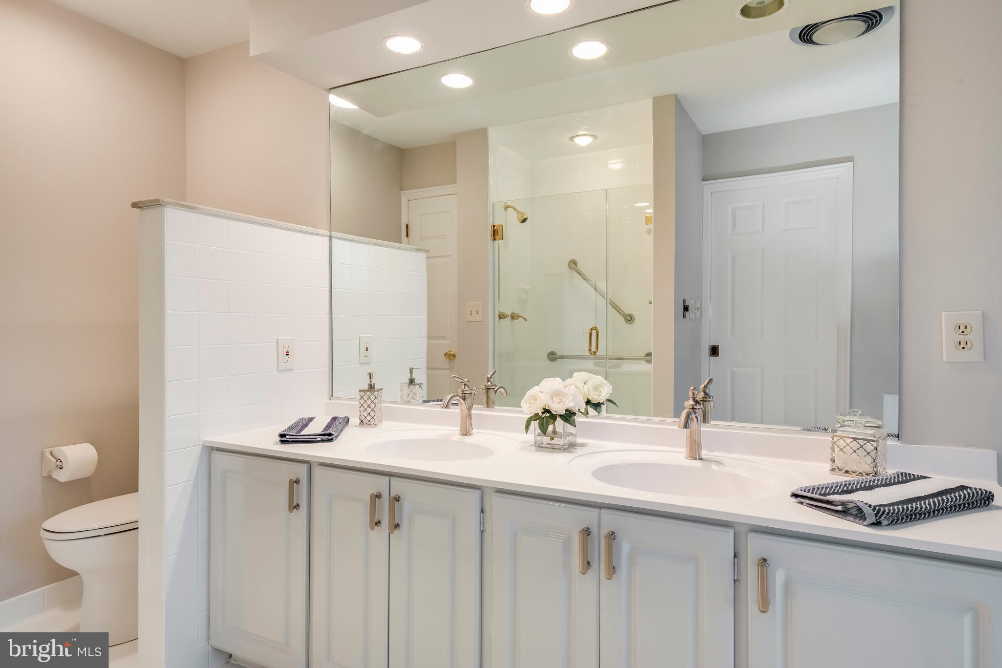 BAYBERRY HILL - Residential
