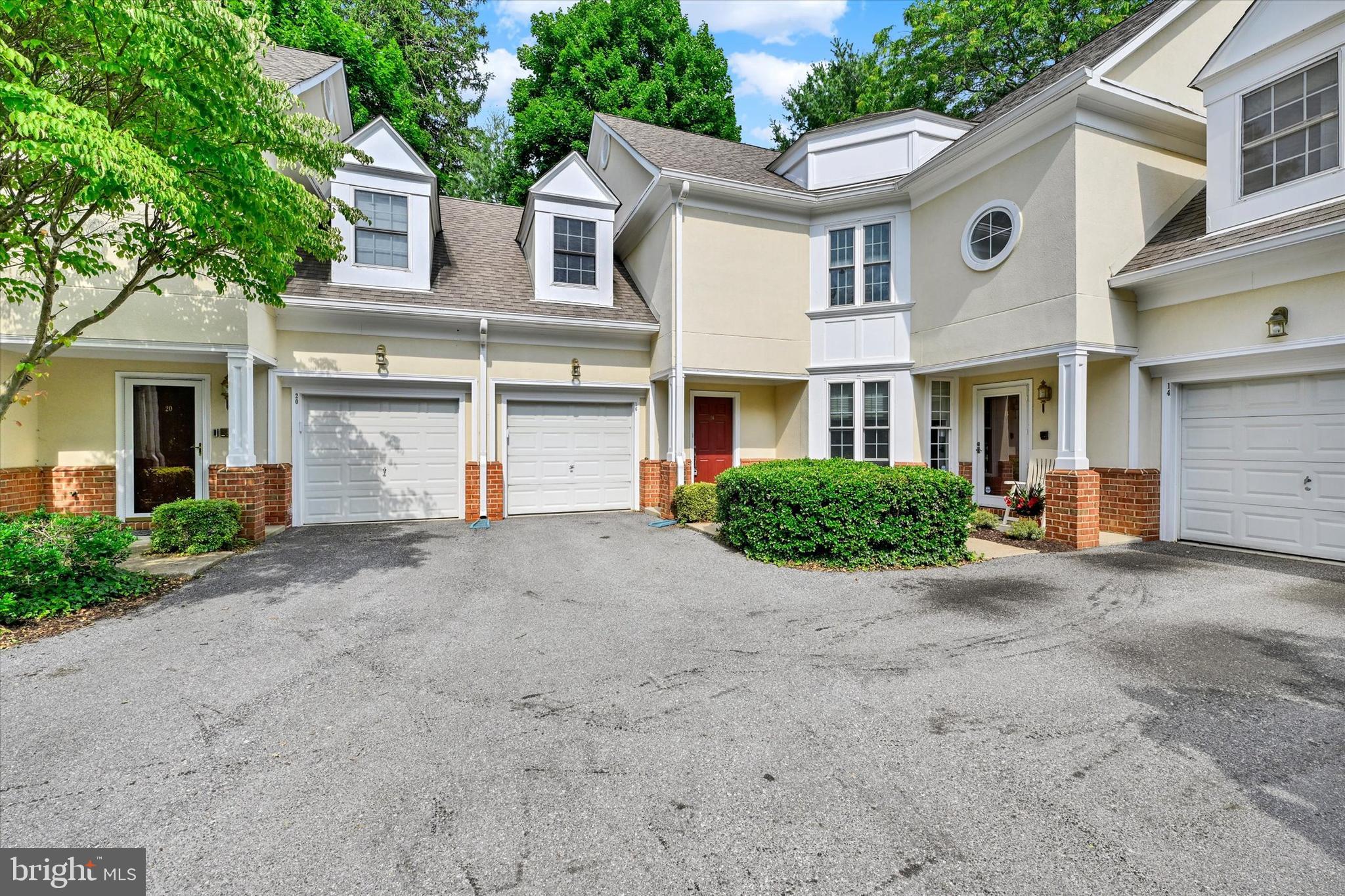 GREY ROCK FLATS - Residential