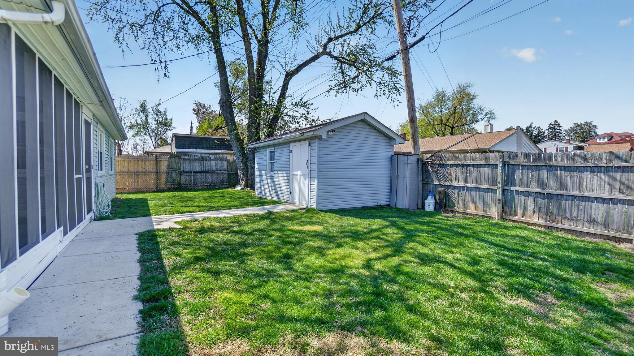MUNROE GARDENS - Residential