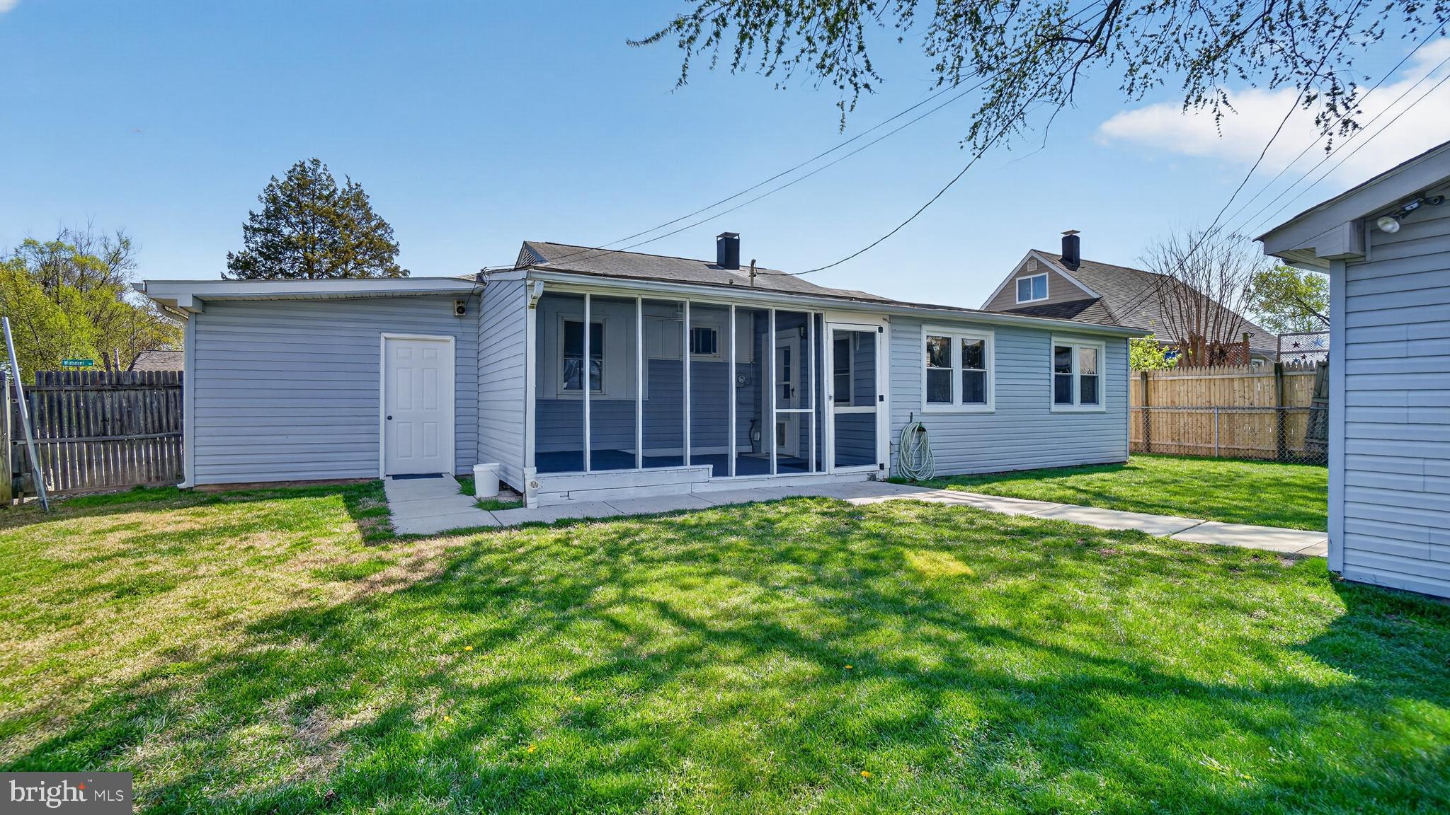 MUNROE GARDENS - Residential