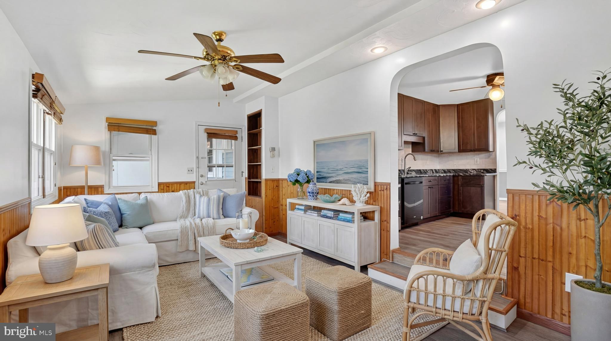 MUNROE GARDENS - Residential