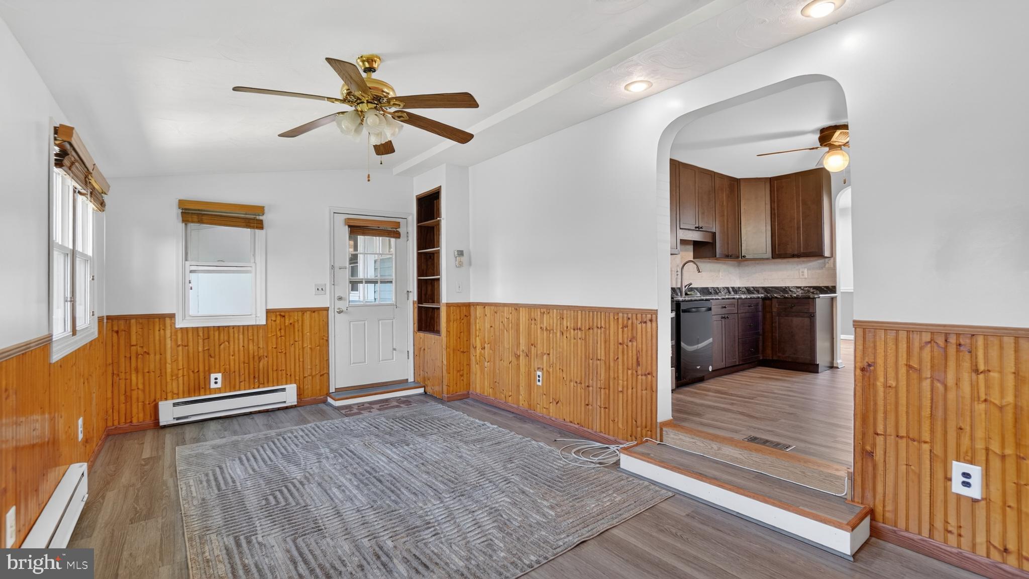 MUNROE GARDENS - Residential
