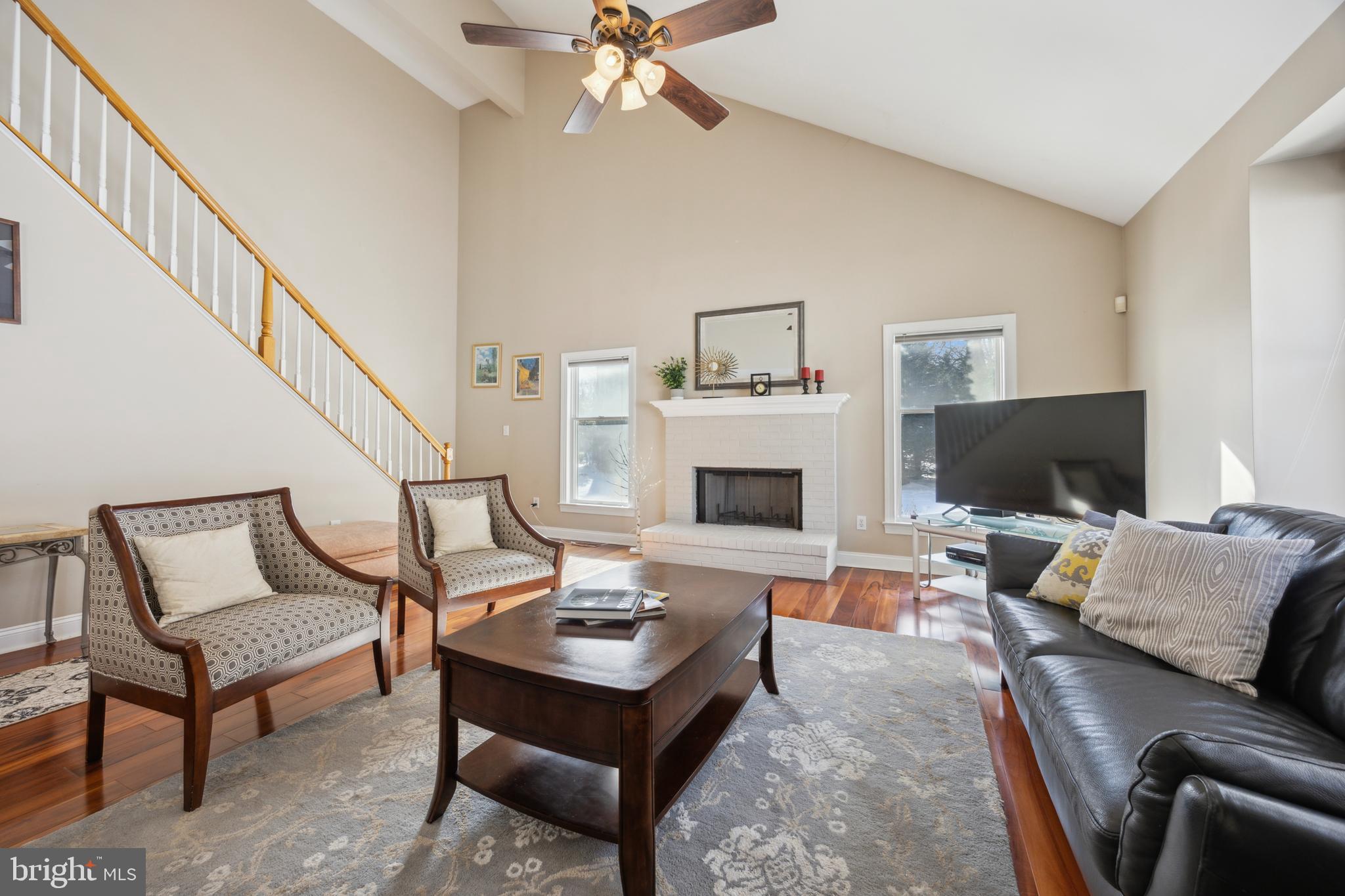 ROSE TREE ESTS - Residential