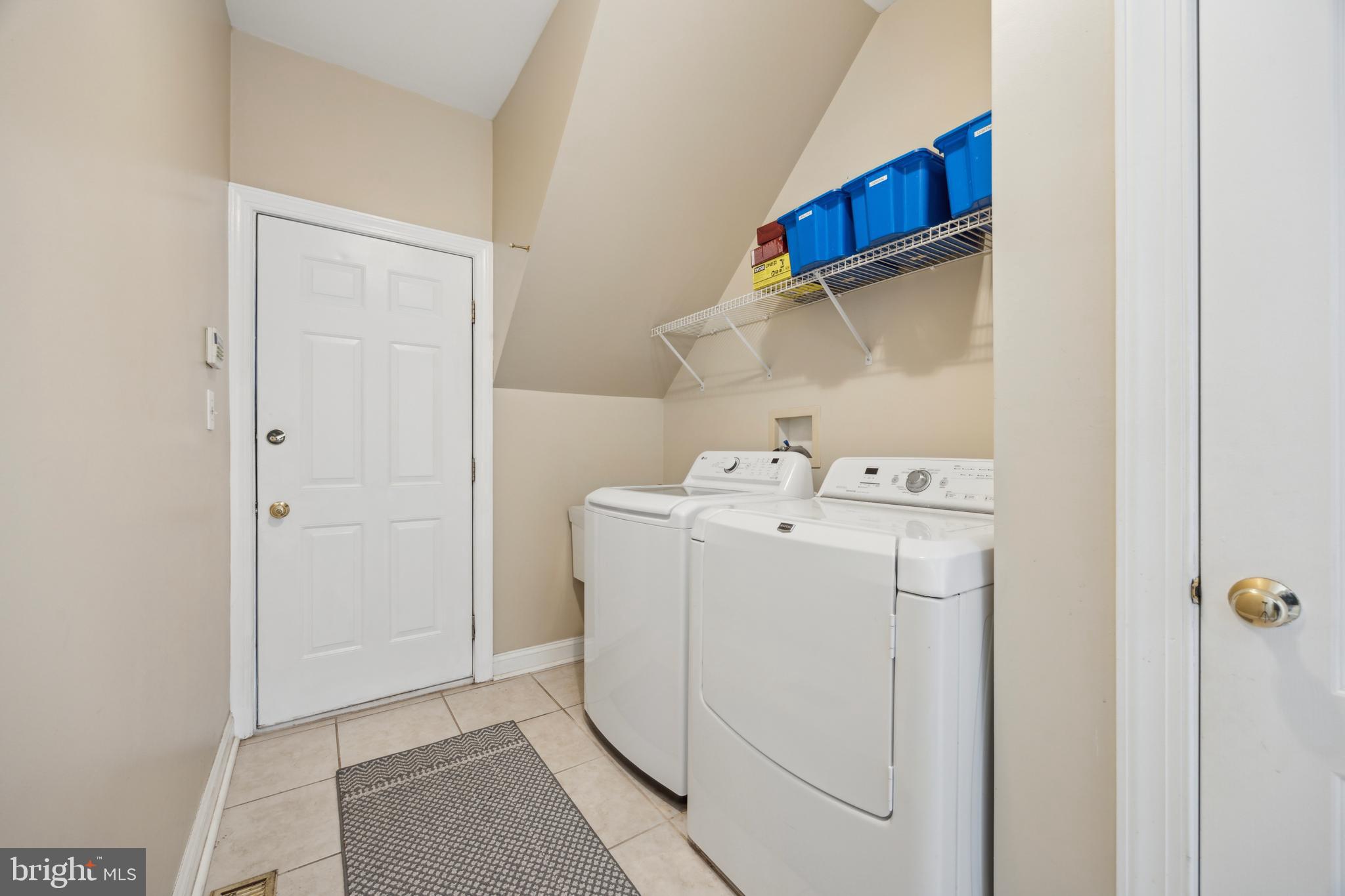 ROSE TREE ESTS - Residential