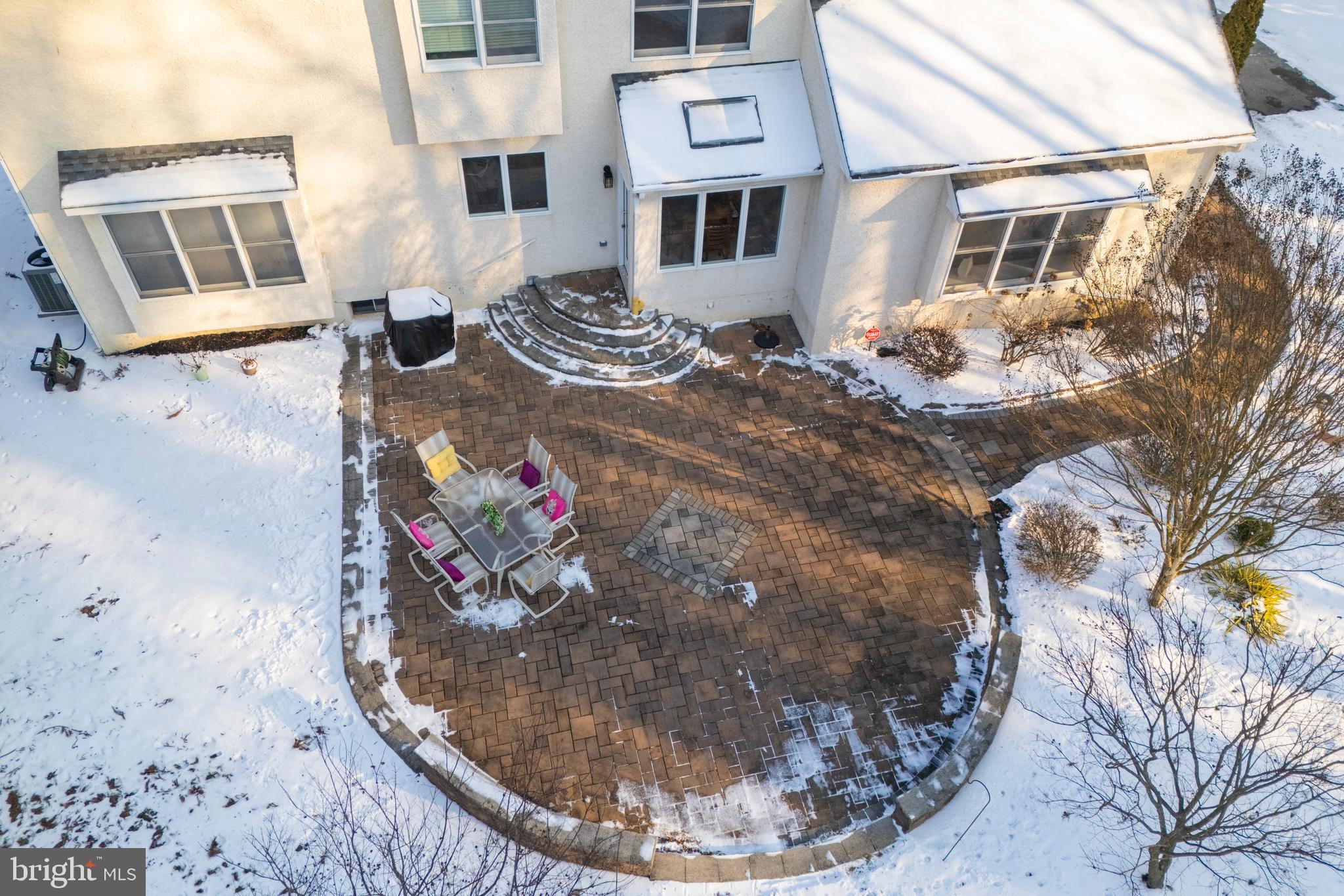ROSE TREE ESTS - Residential
