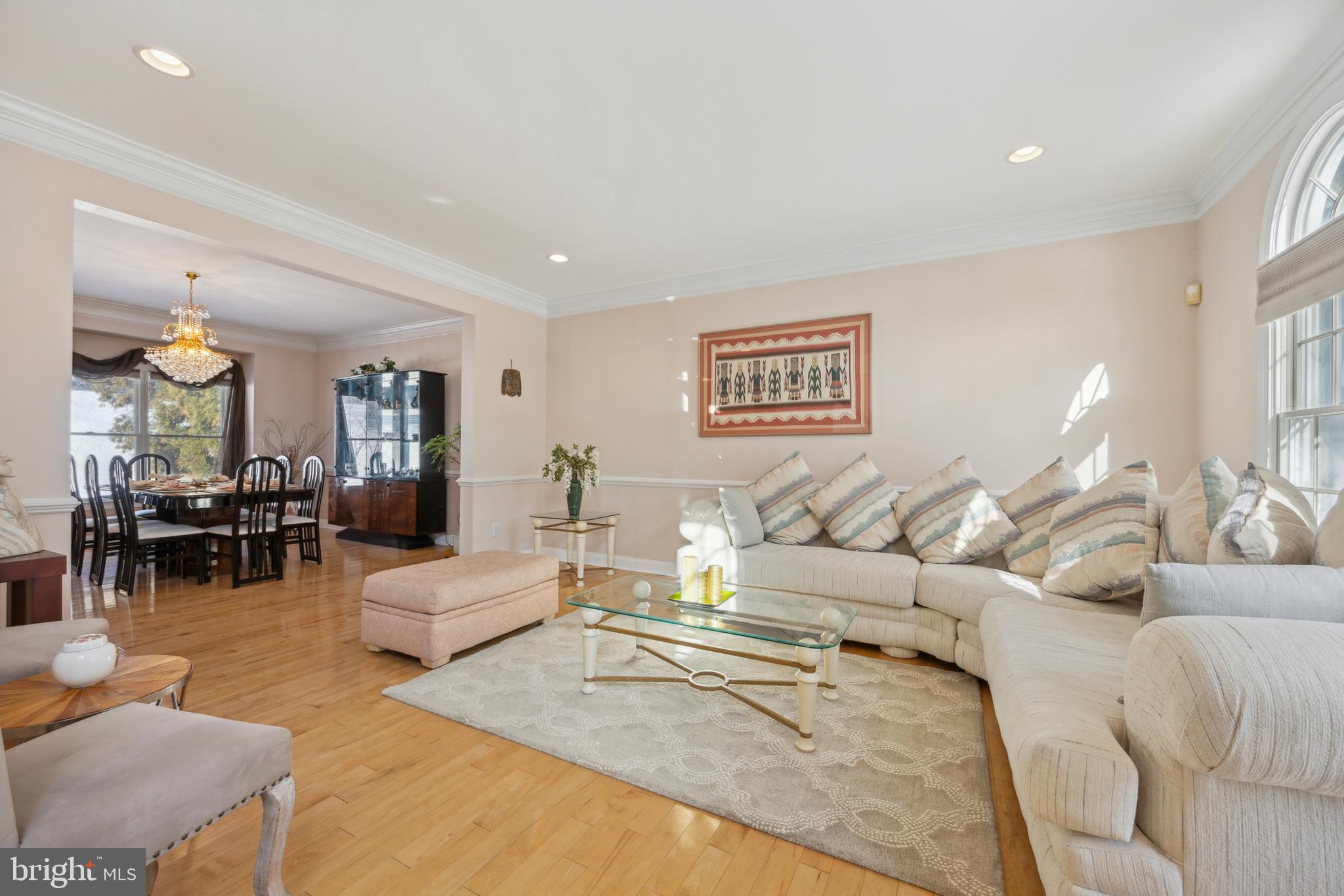 ROSE TREE ESTS - Residential