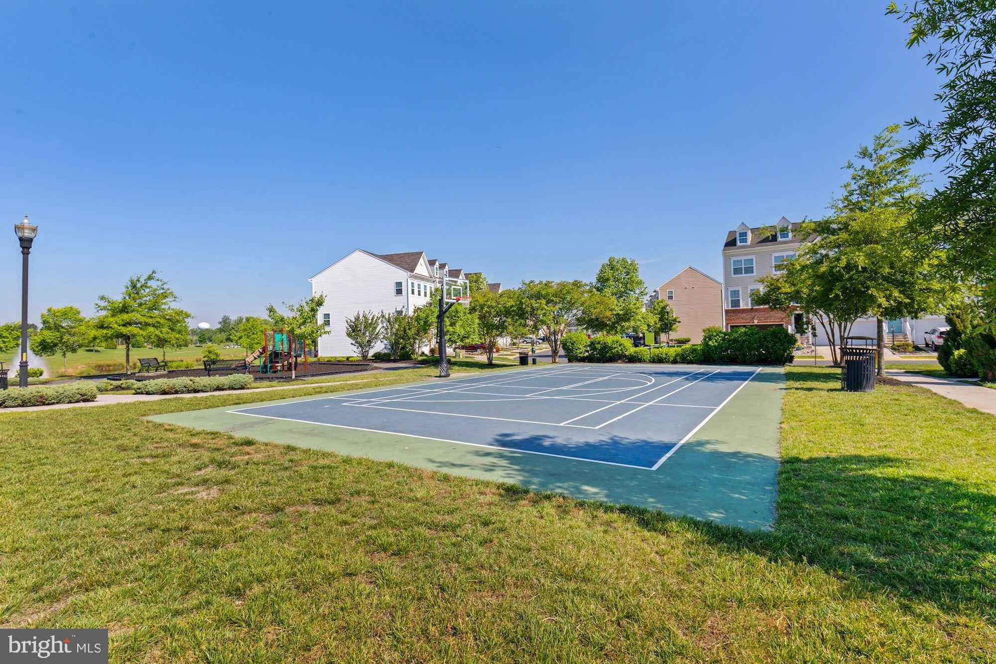 PLANTATION LAKES - Residential