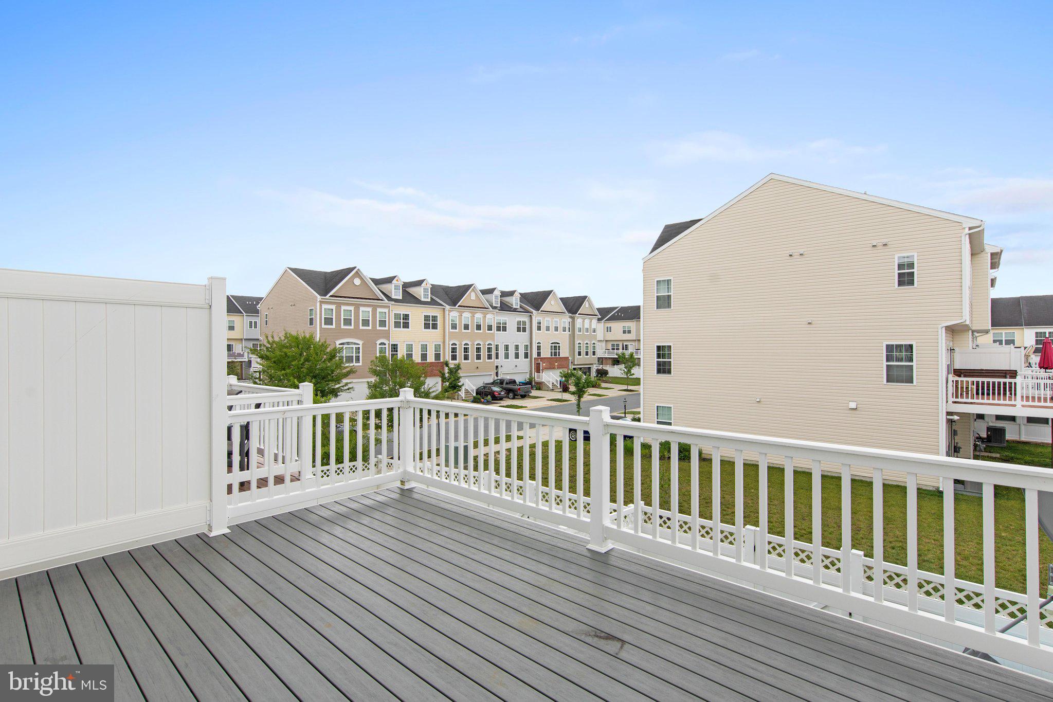 PLANTATION LAKES - Residential