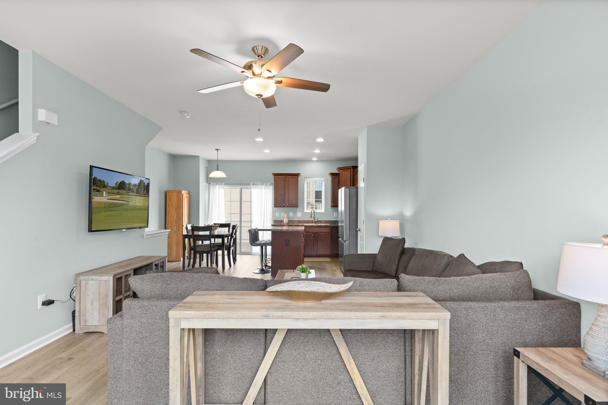 PLANTATION LAKES - Residential