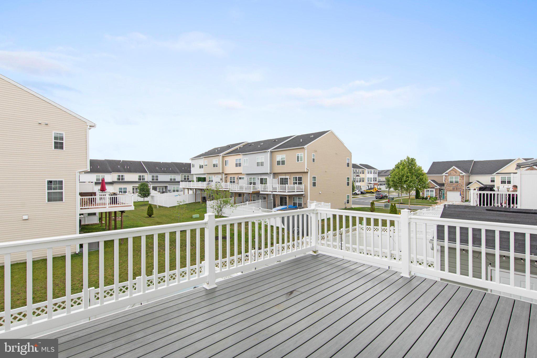 PLANTATION LAKES - Residential