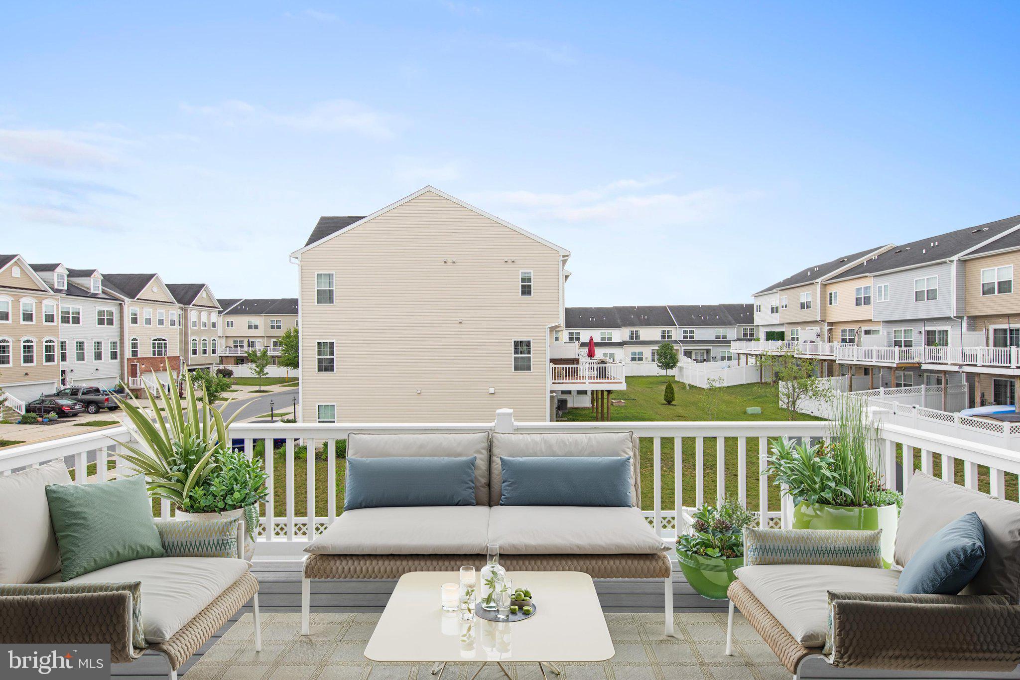 PLANTATION LAKES - Residential