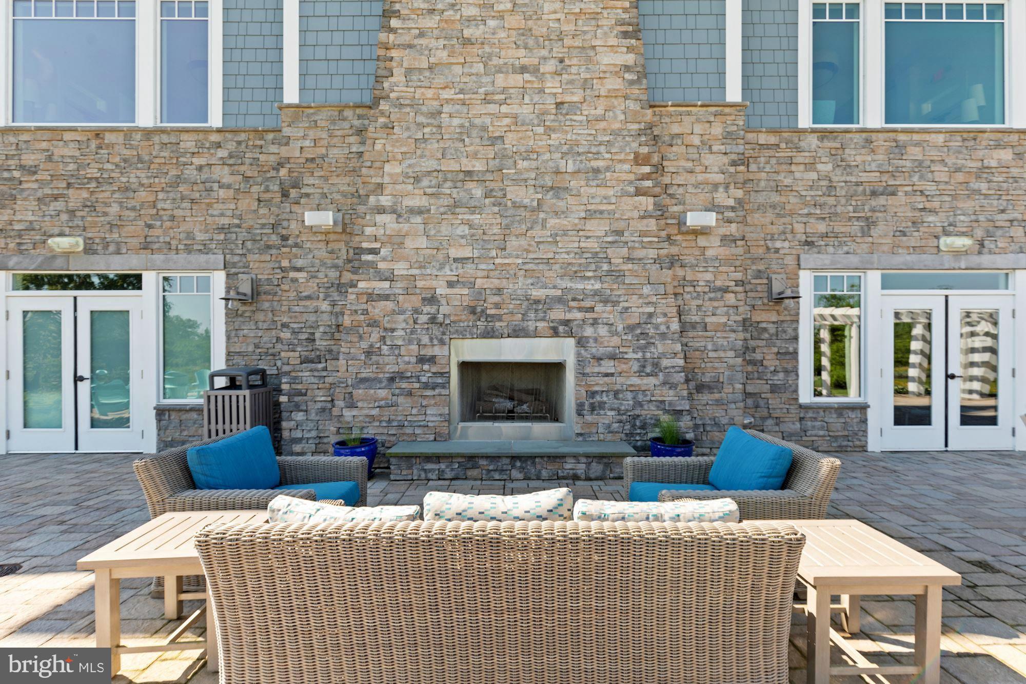 PLANTATION LAKES - Residential