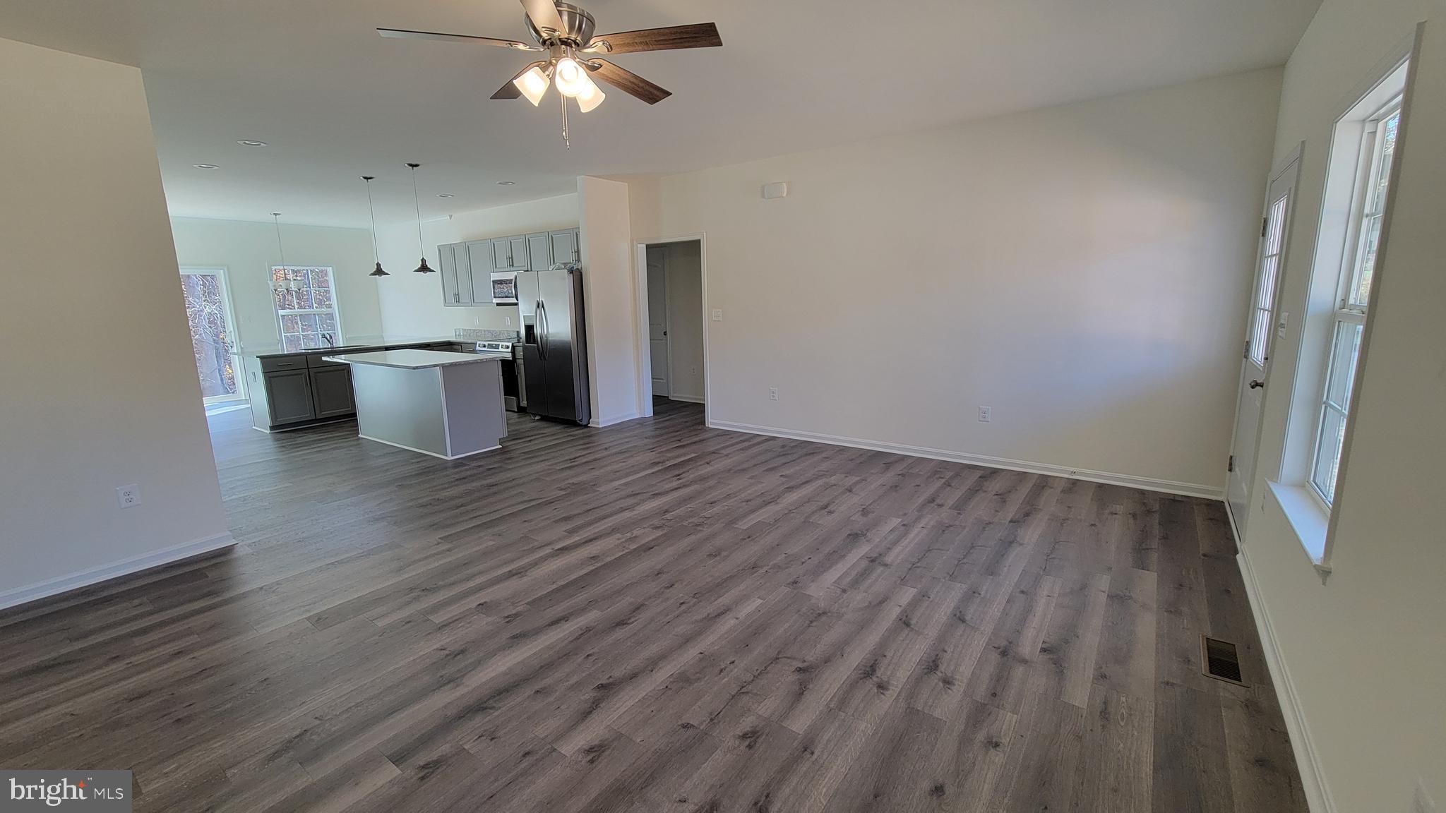 BLUE RIDGE SHORES - Residential