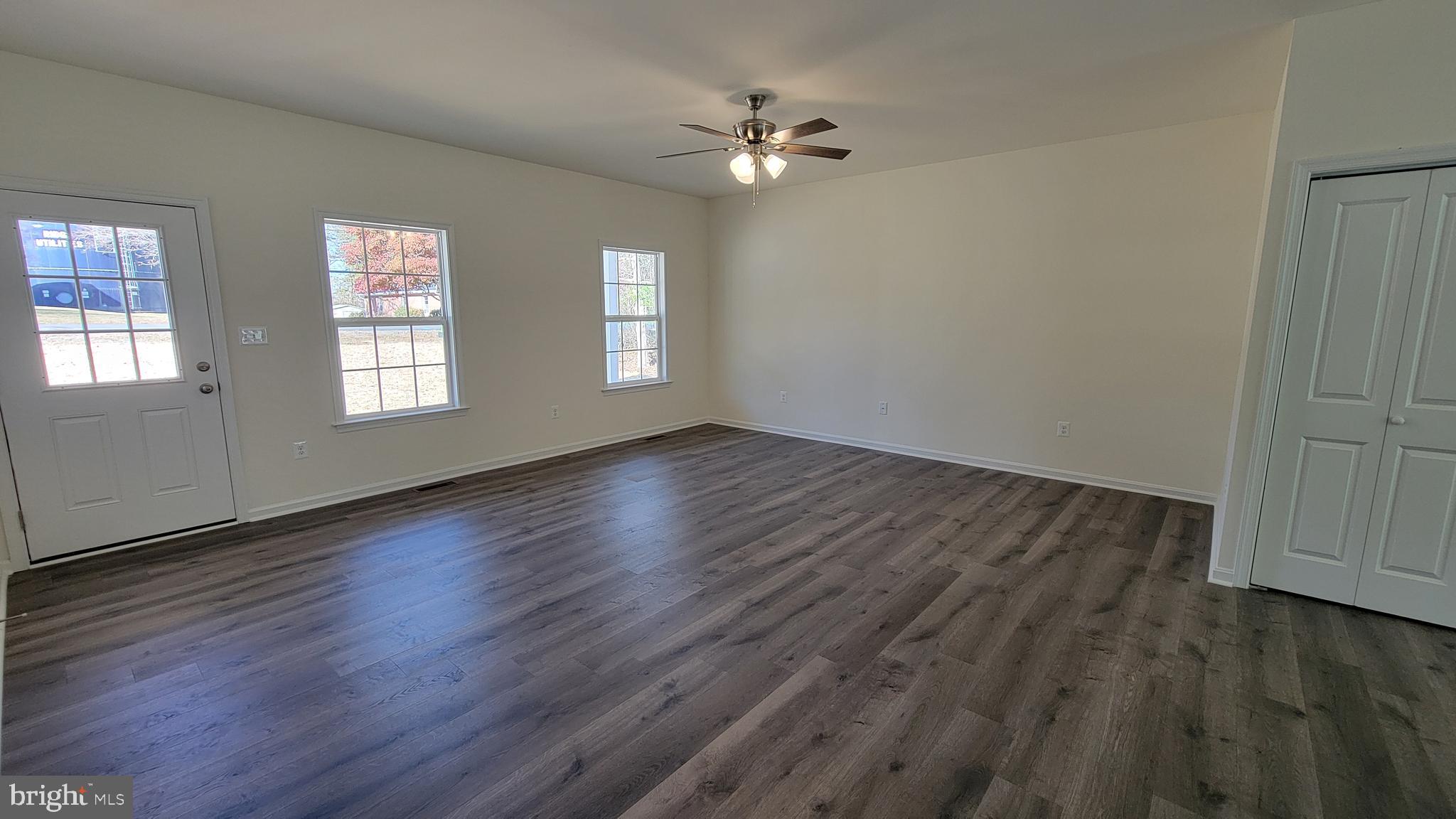 BLUE RIDGE SHORES - Residential