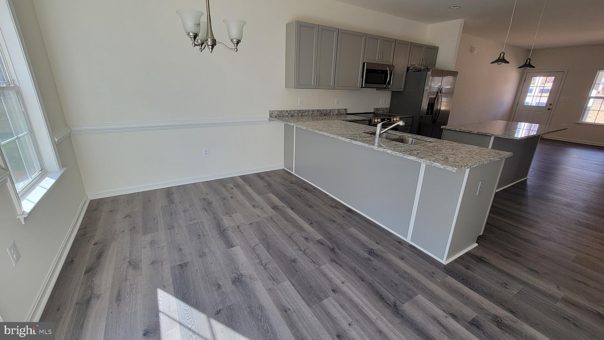 BLUE RIDGE SHORES - Residential