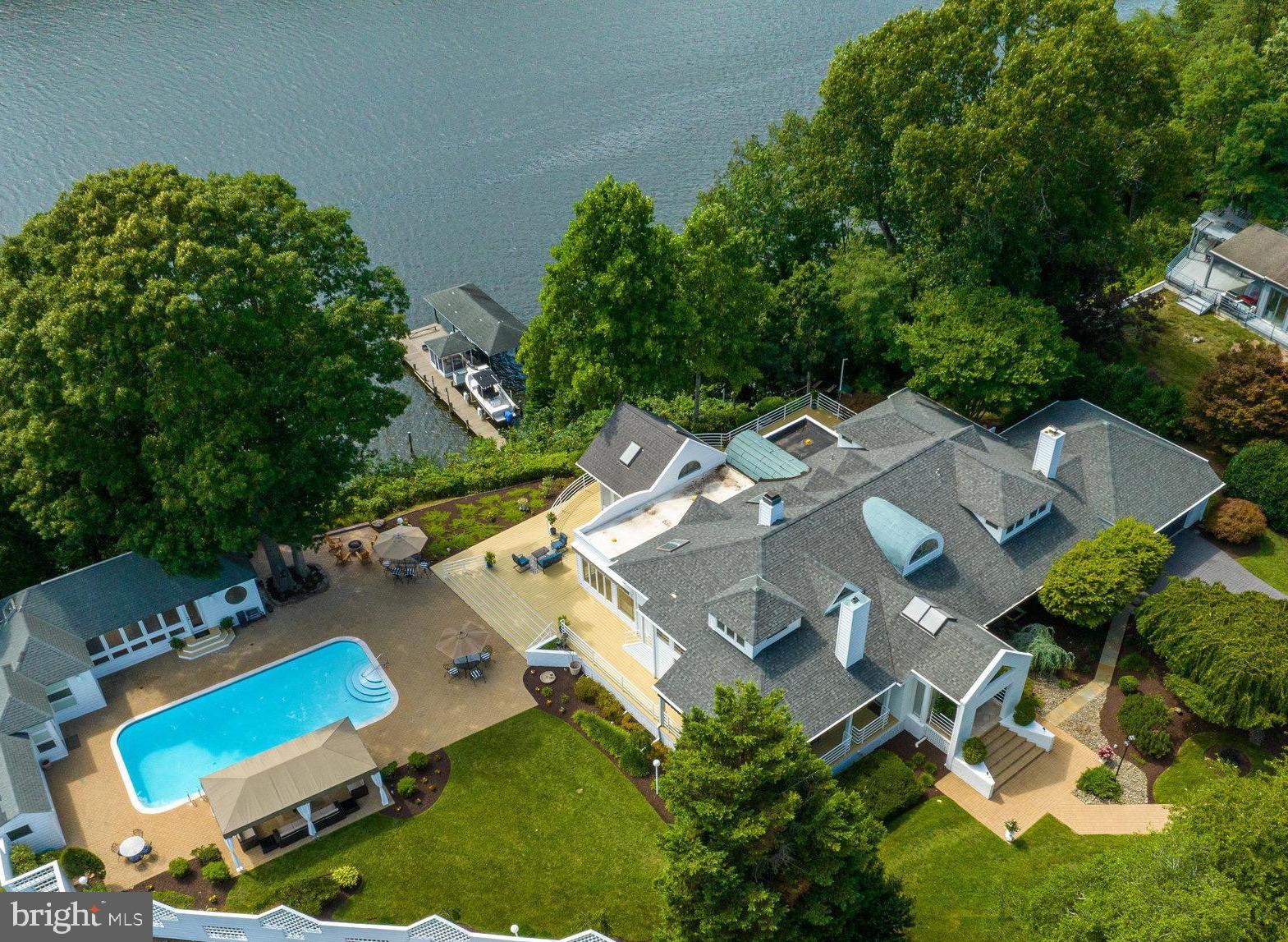 BROADVIEW ESTATES - Residential