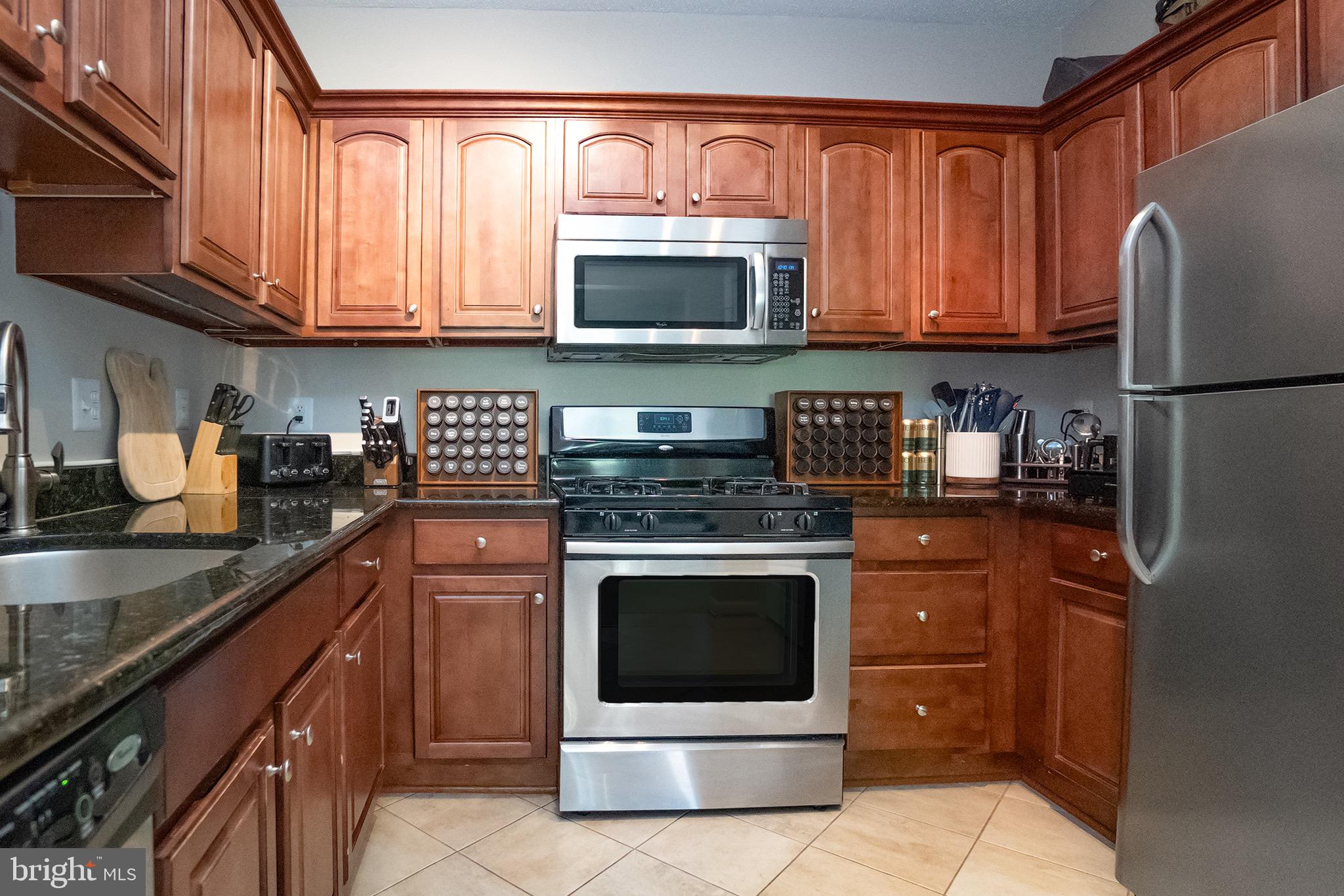SANDERLING CONDO - Residential