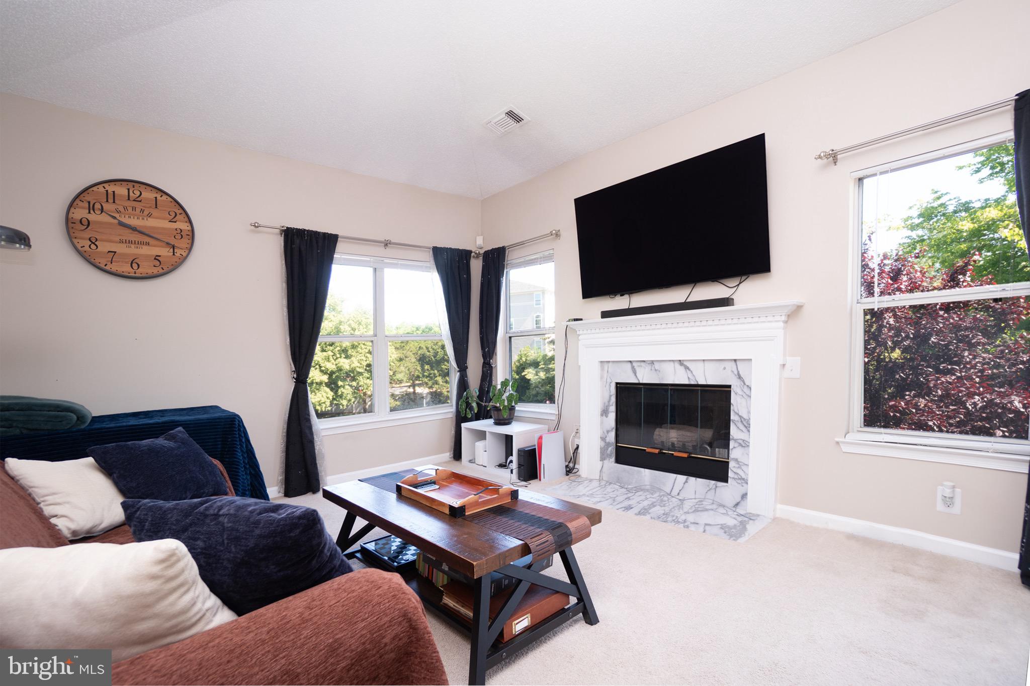 SANDERLING CONDO - Residential