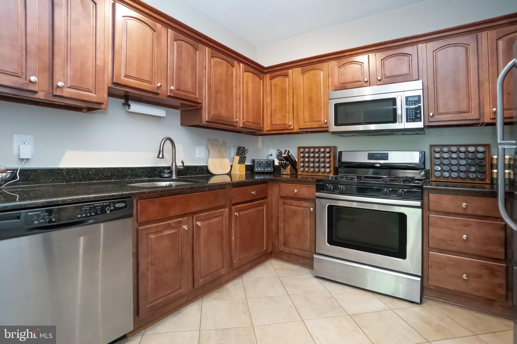 SANDERLING CONDO - Residential