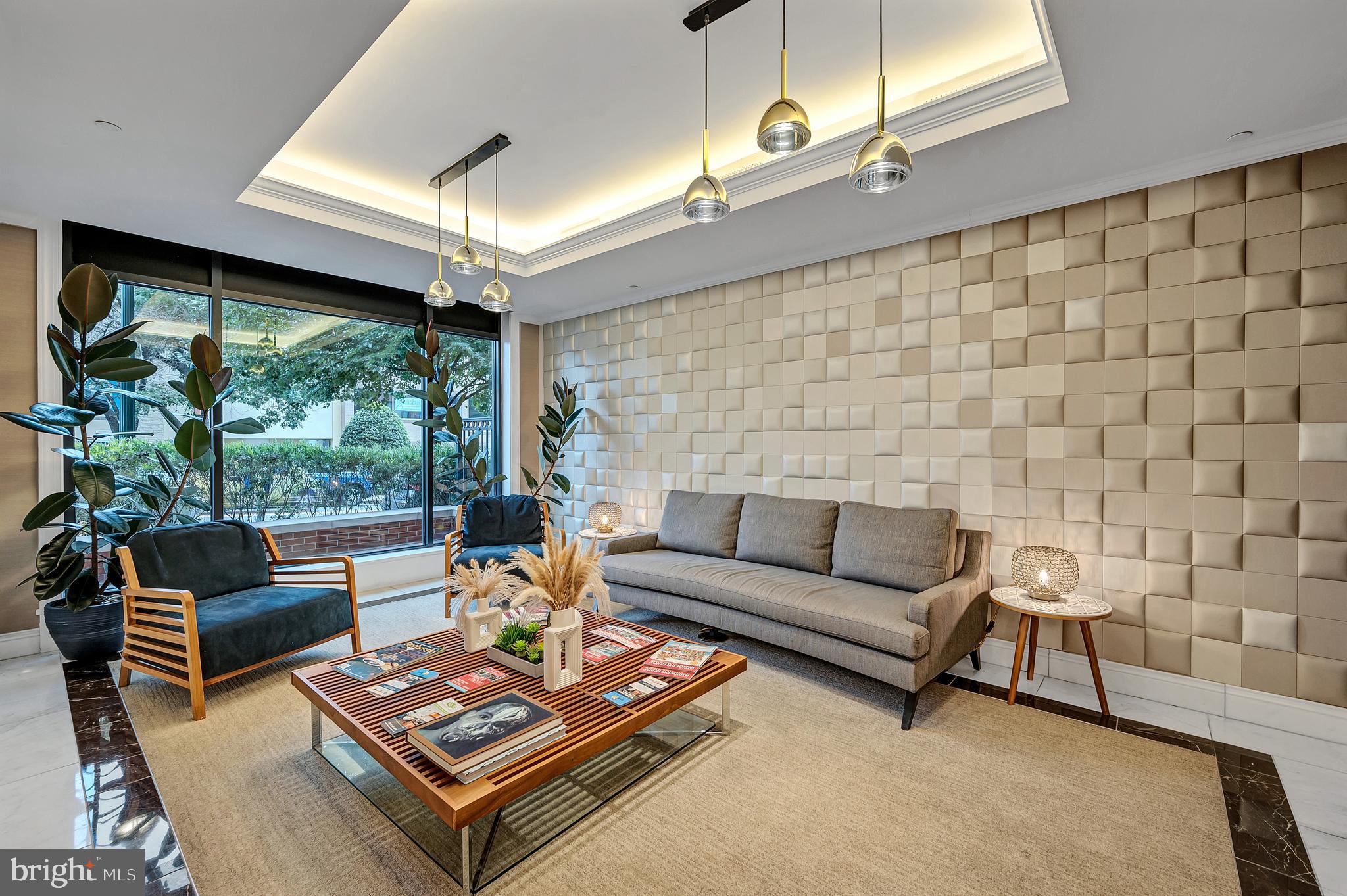 HAMPDEN ROW - Residential