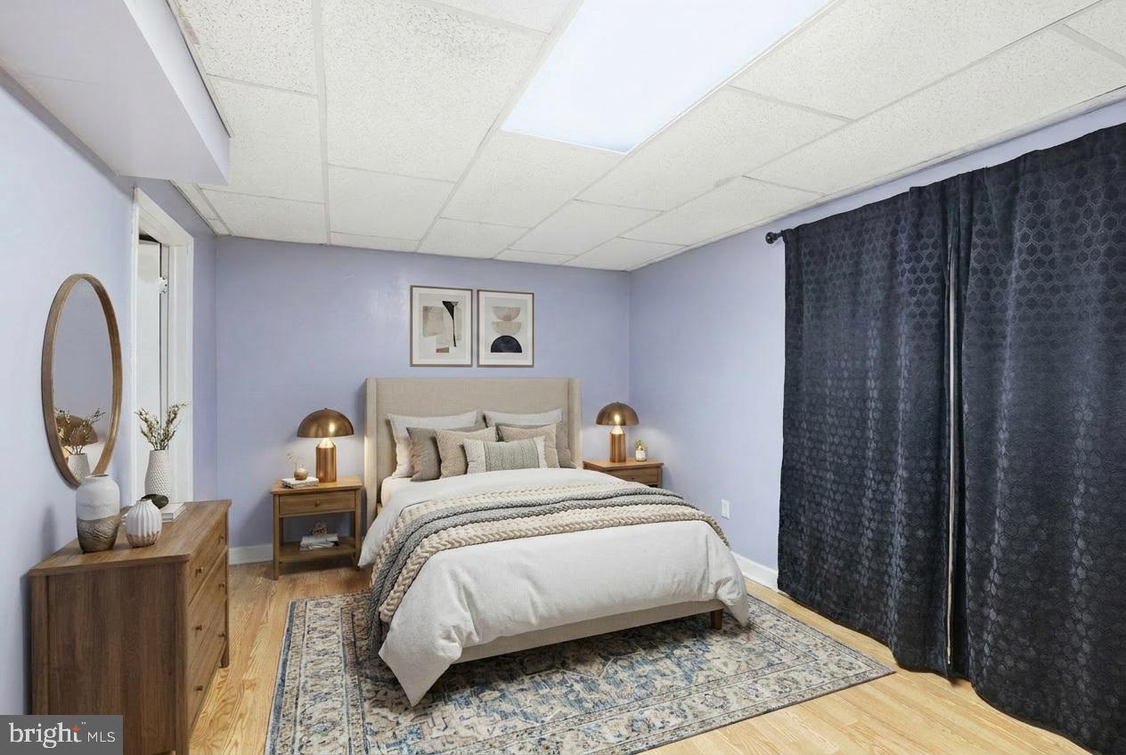 WOODSDALE MANOR - Residential