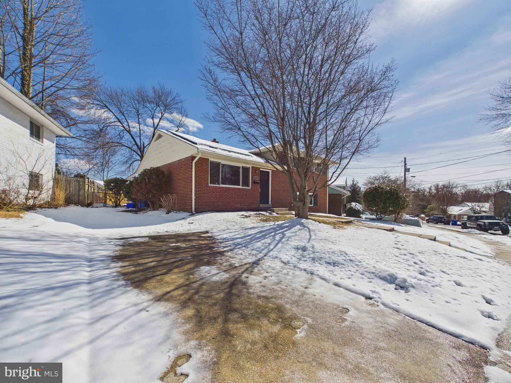 CARROLL KNOLLS - Residential Lease