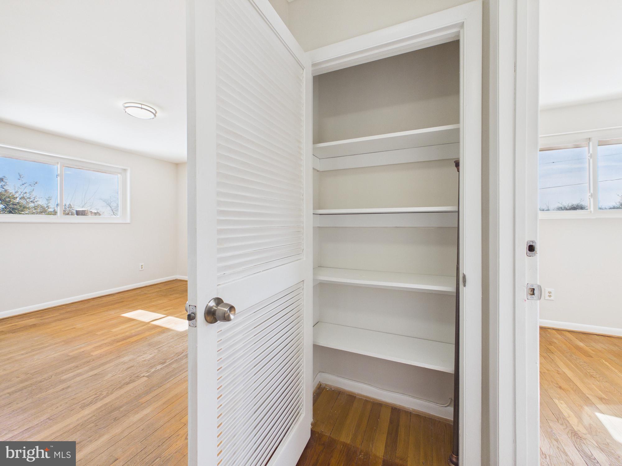 CARROLL KNOLLS - Residential Lease
