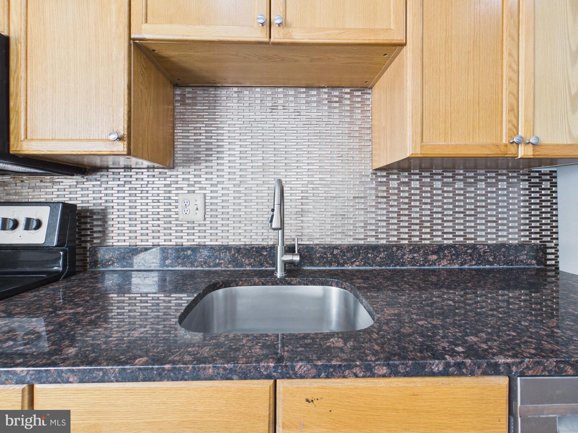 CARROLL KNOLLS - Residential Lease