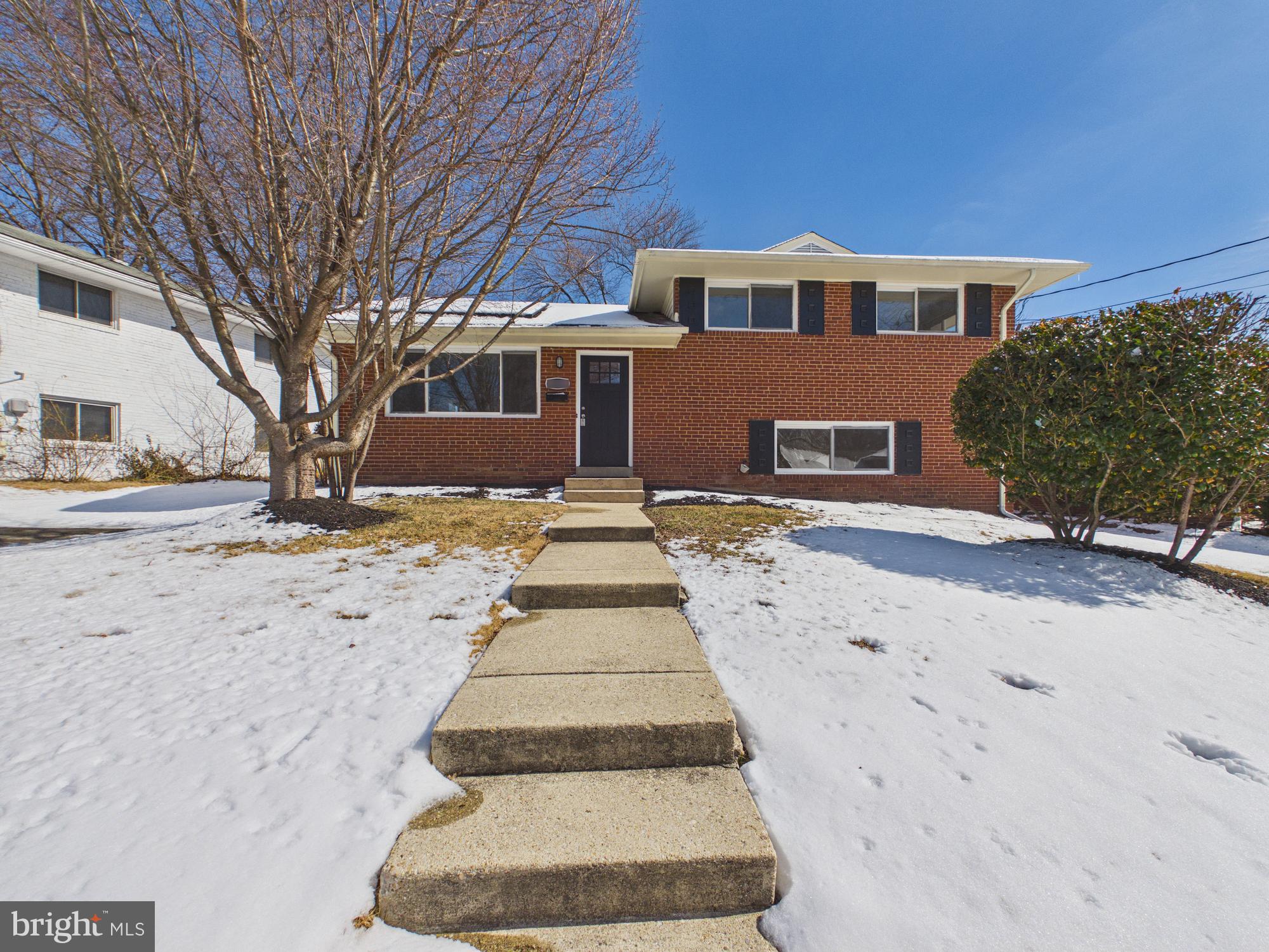 CARROLL KNOLLS - Residential Lease