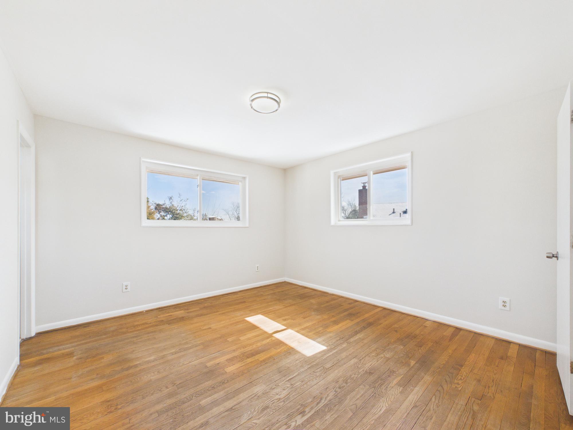 CARROLL KNOLLS - Residential Lease